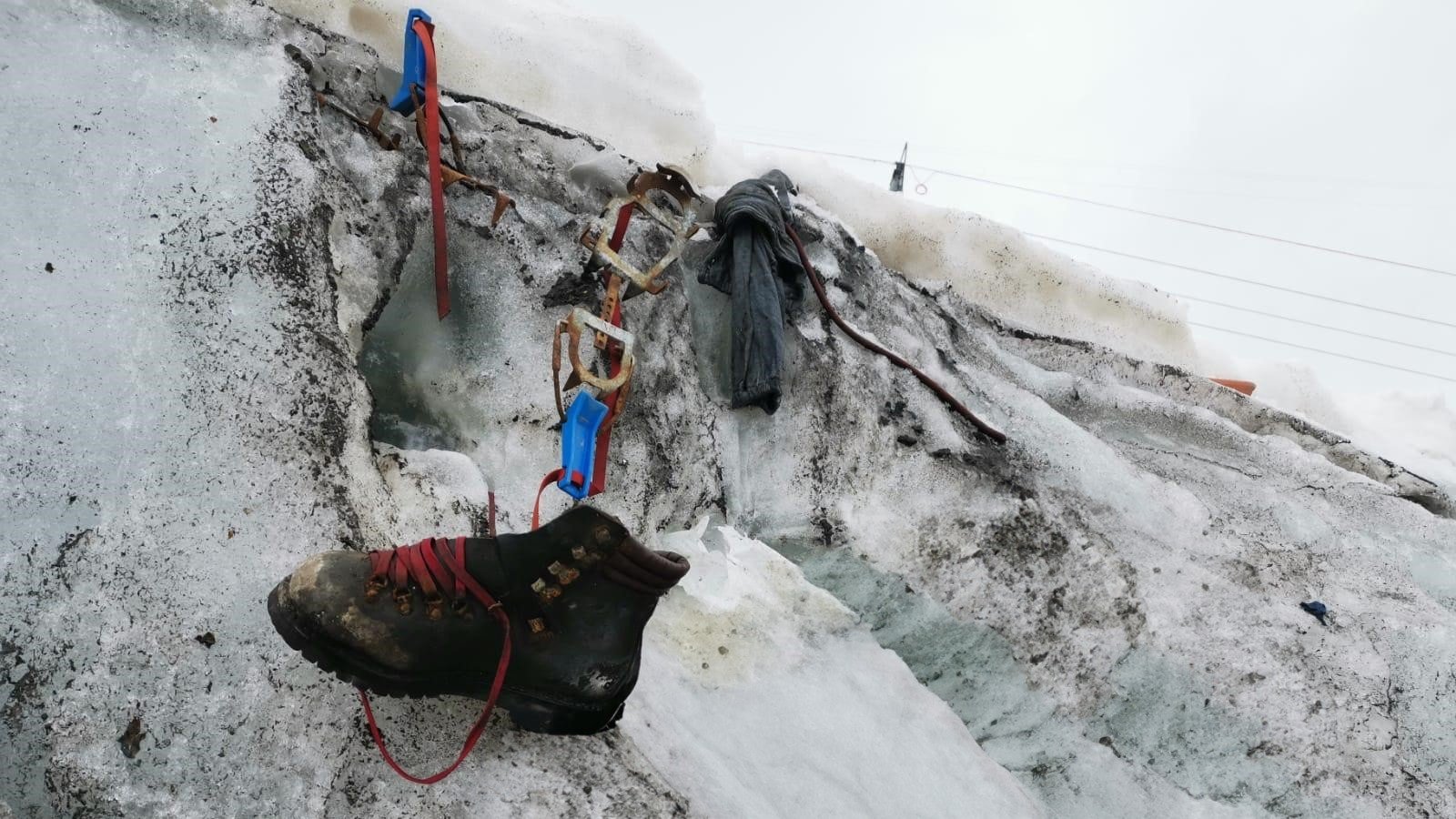 Glaciar que derreteu desvenda corpo de um alpinista desaparecido desde 1986