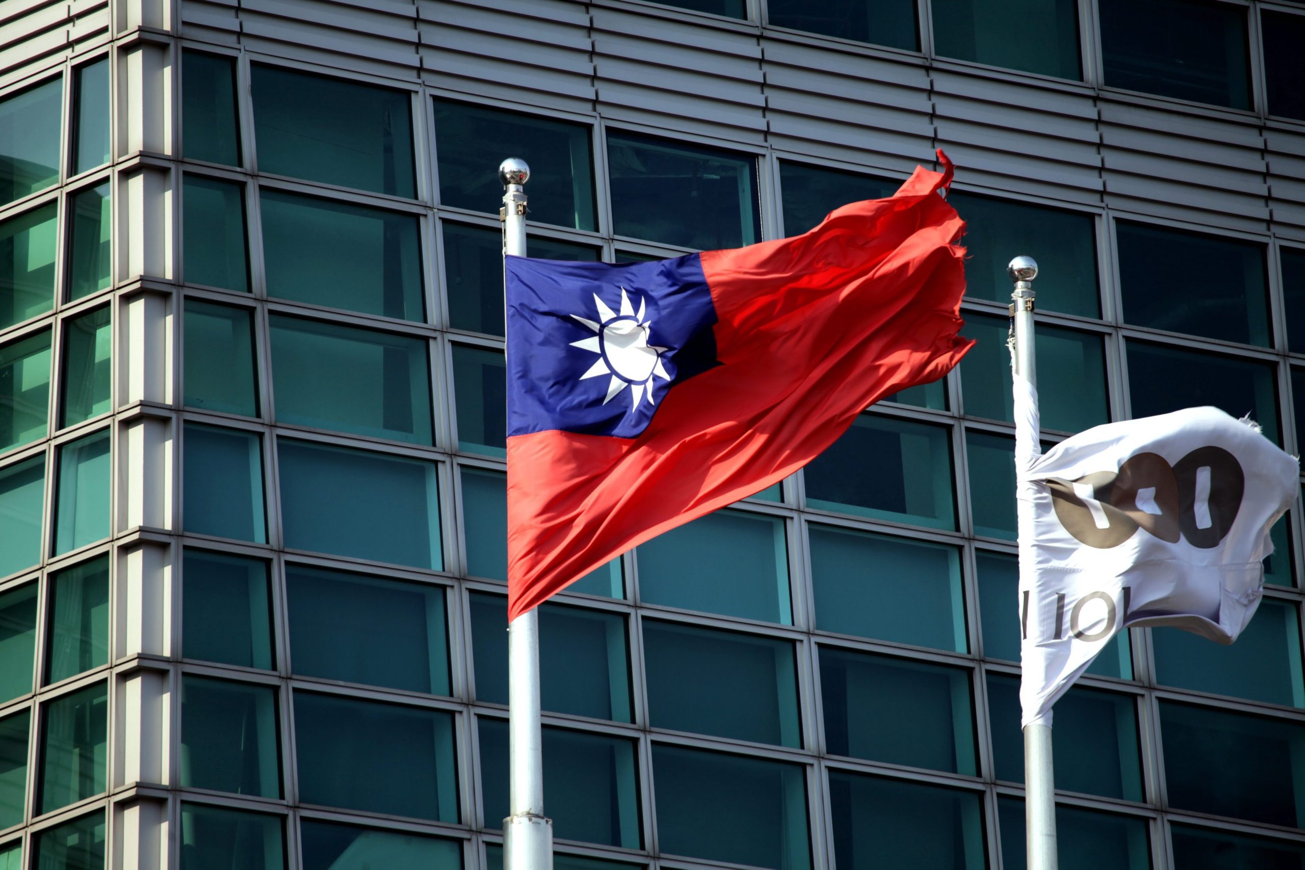 Taiwan diz que China enviou aviões militares para a ilha em três dias consecutivos