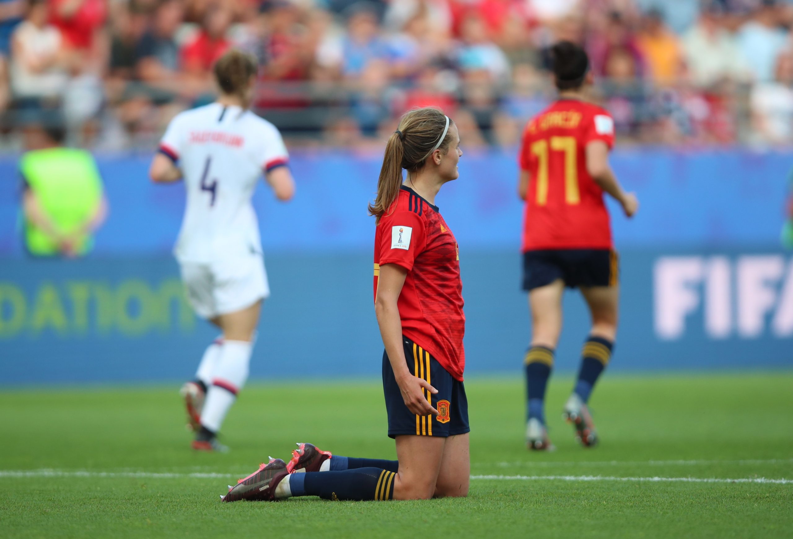 EUA marcam encontro com França nos quartos de final do Mundial feminino