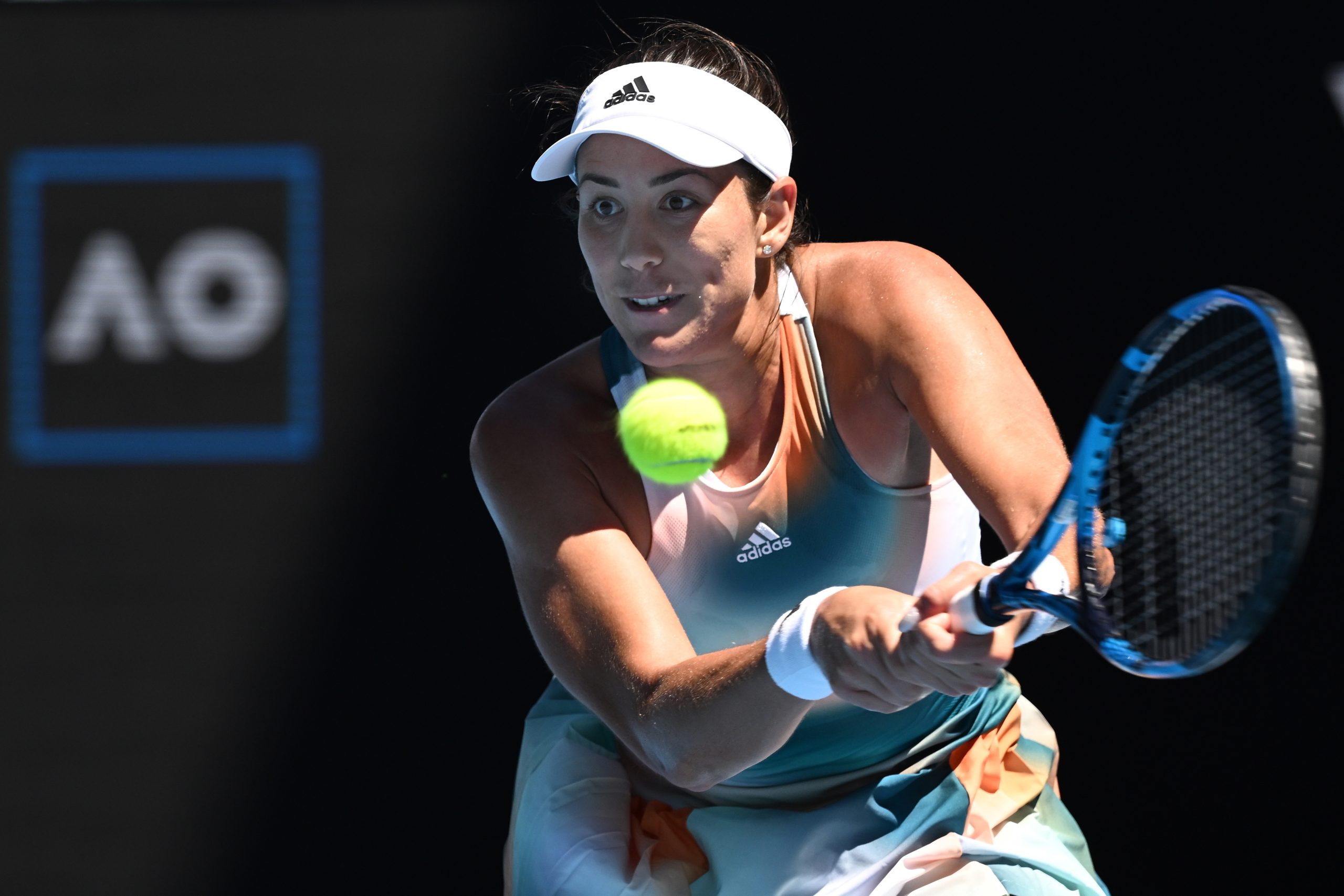 Muguruza de fora do Open da Austrália, Alizé Cornet elimina número três mundial