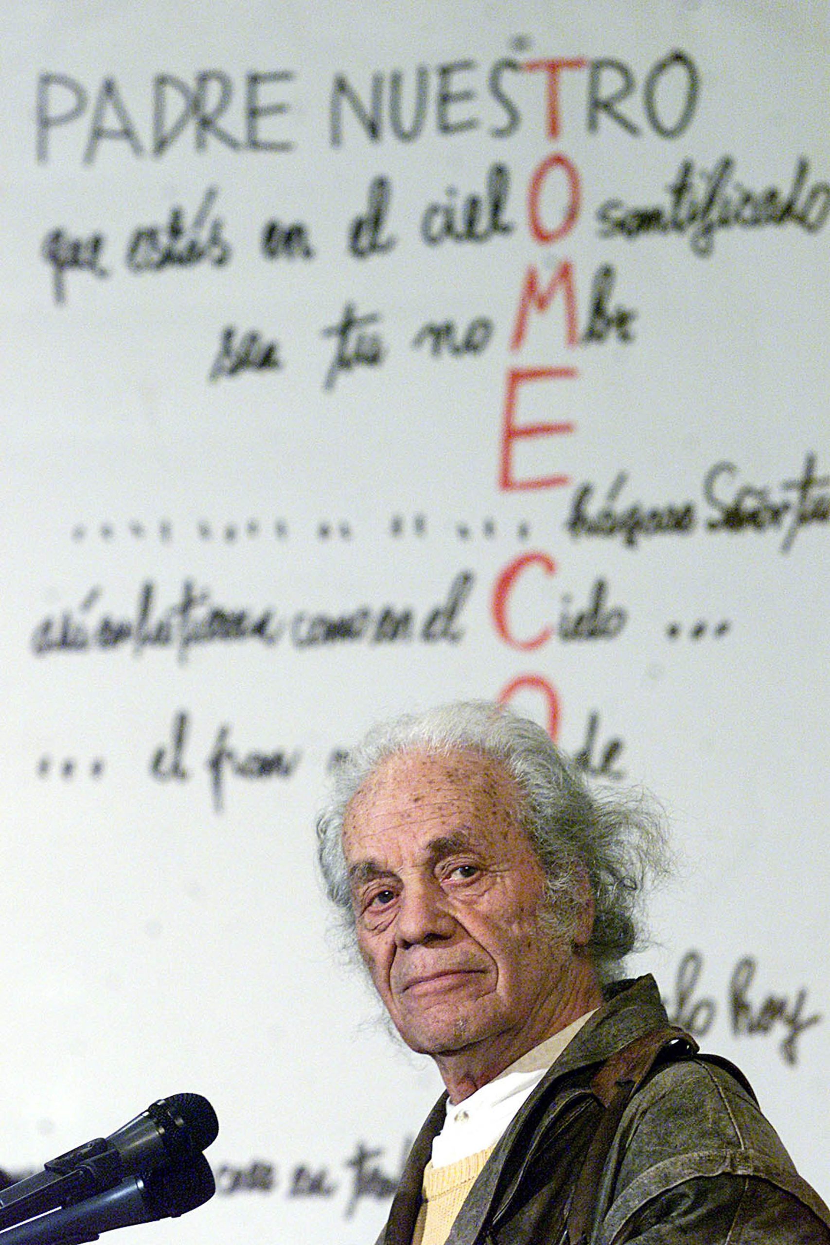 Morreu o poeta chileno Nicanor Parra, autor de “Poemas e anti-poemas”, aos 103 anos