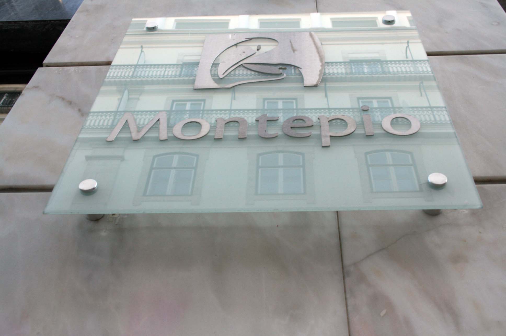 Montepio Geral deverá hoje deixar de ser sociedade aberta e sai de bolsa