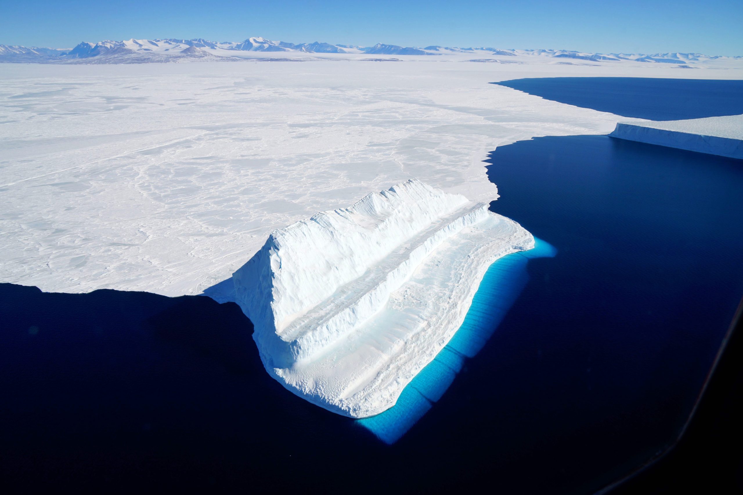 Desaparecimento da camada de gelo a caminho do “pior cenário” climático