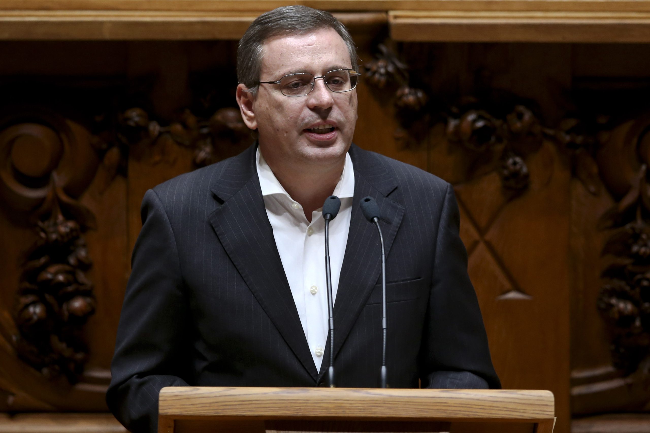 OE2018: PCP exige que Mário Centeno “assuma compromissos”