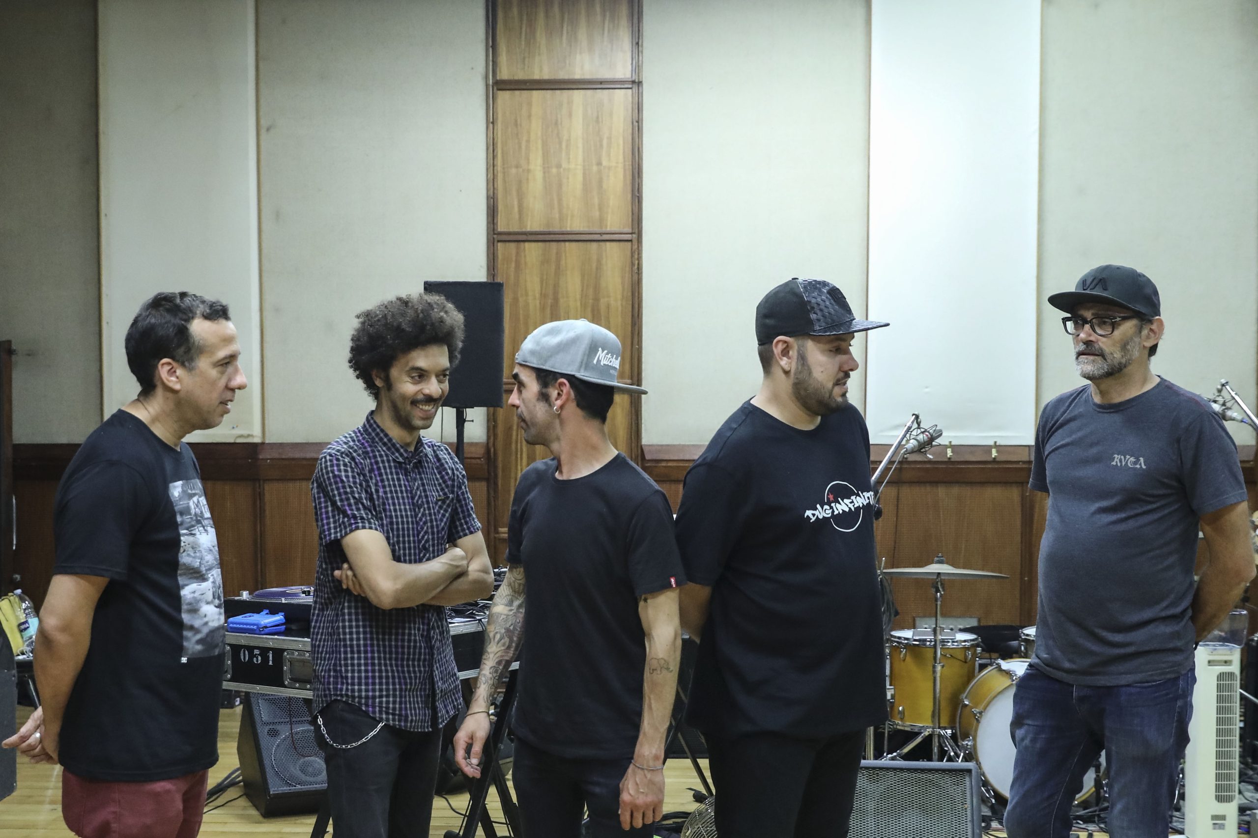 Eurovisão. Orelha Negra, Banda do Mar e Orquestra Metropolitana na Eurovision Village