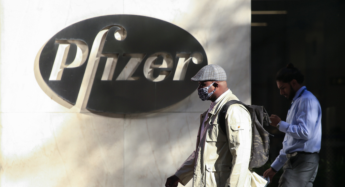 Covid-19: Vacina da Pfizer-BioNTech pode ser aprovada hoje para a União Europeia