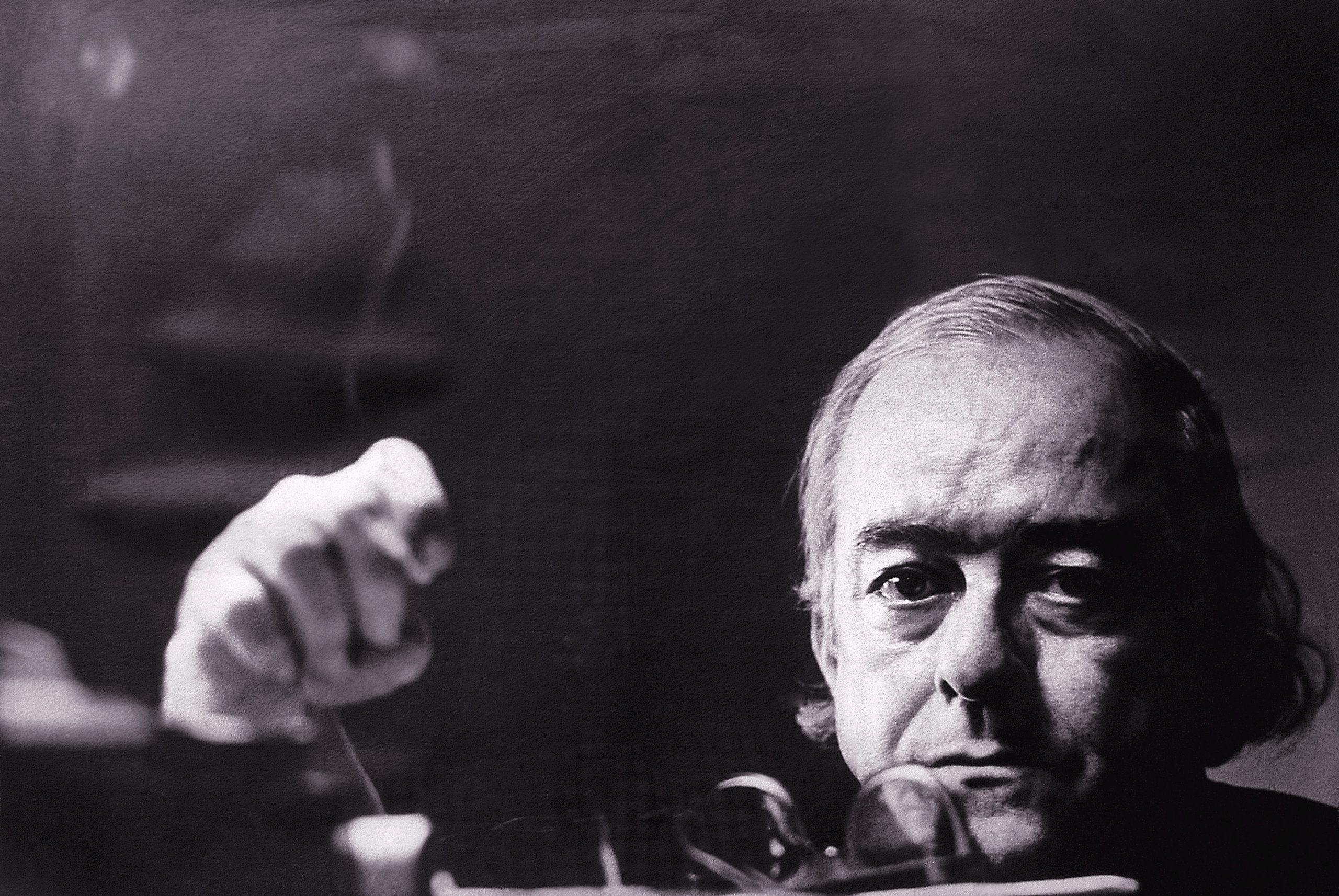 Lançamento de livro com “poemas inéditos” assinala 110 anos de Vinicius de Moraes