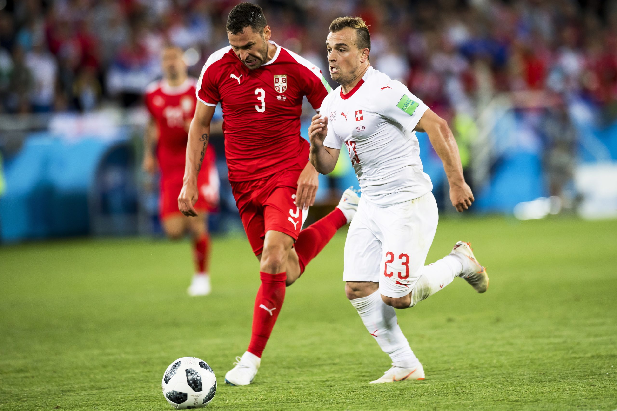 Liverpool anuncia a contratação de Xherdan Shaqiri