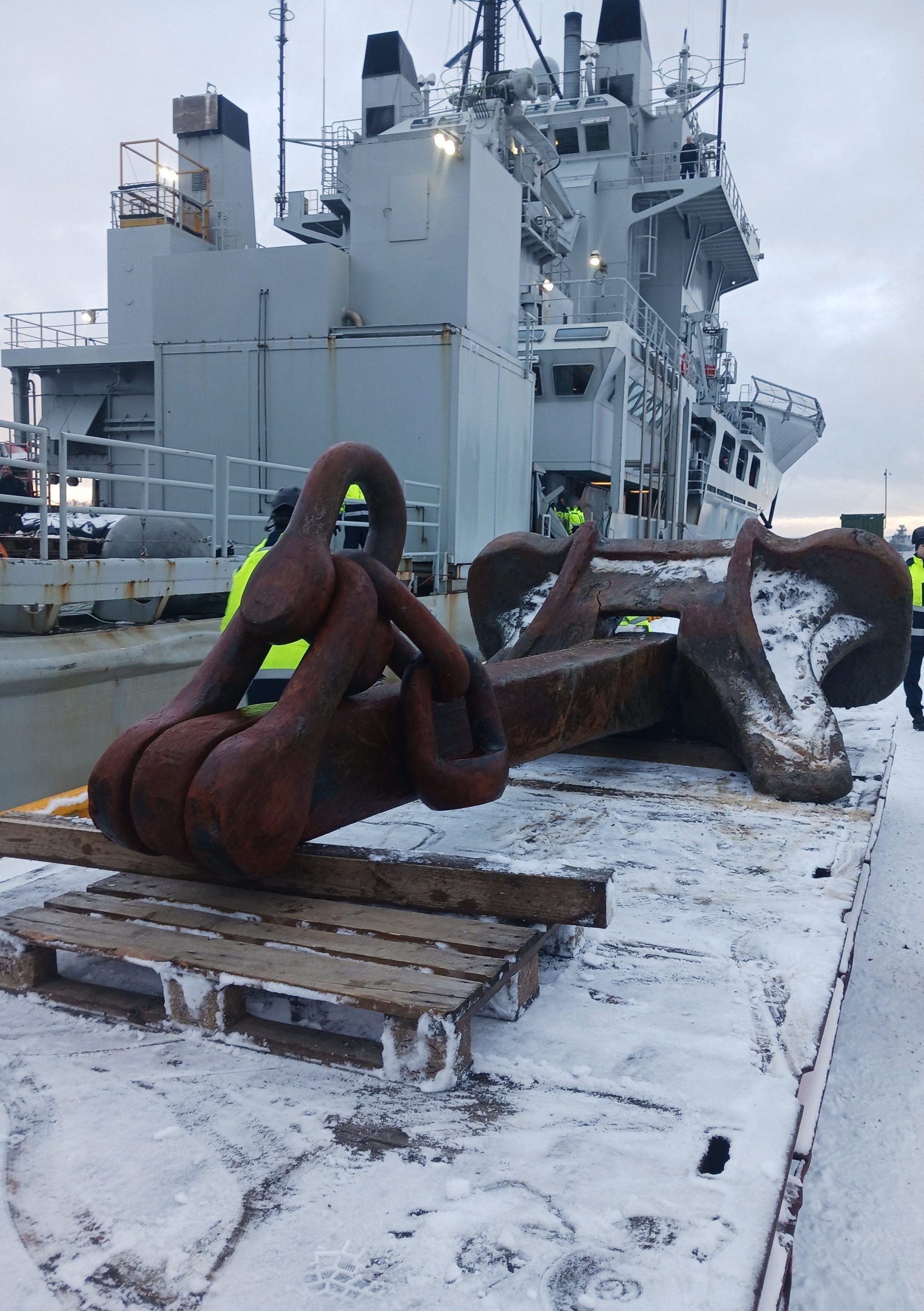 Marinha sueca encontra âncora do navio ‘Eagle S’, suspeito de sabotagem no Báltico