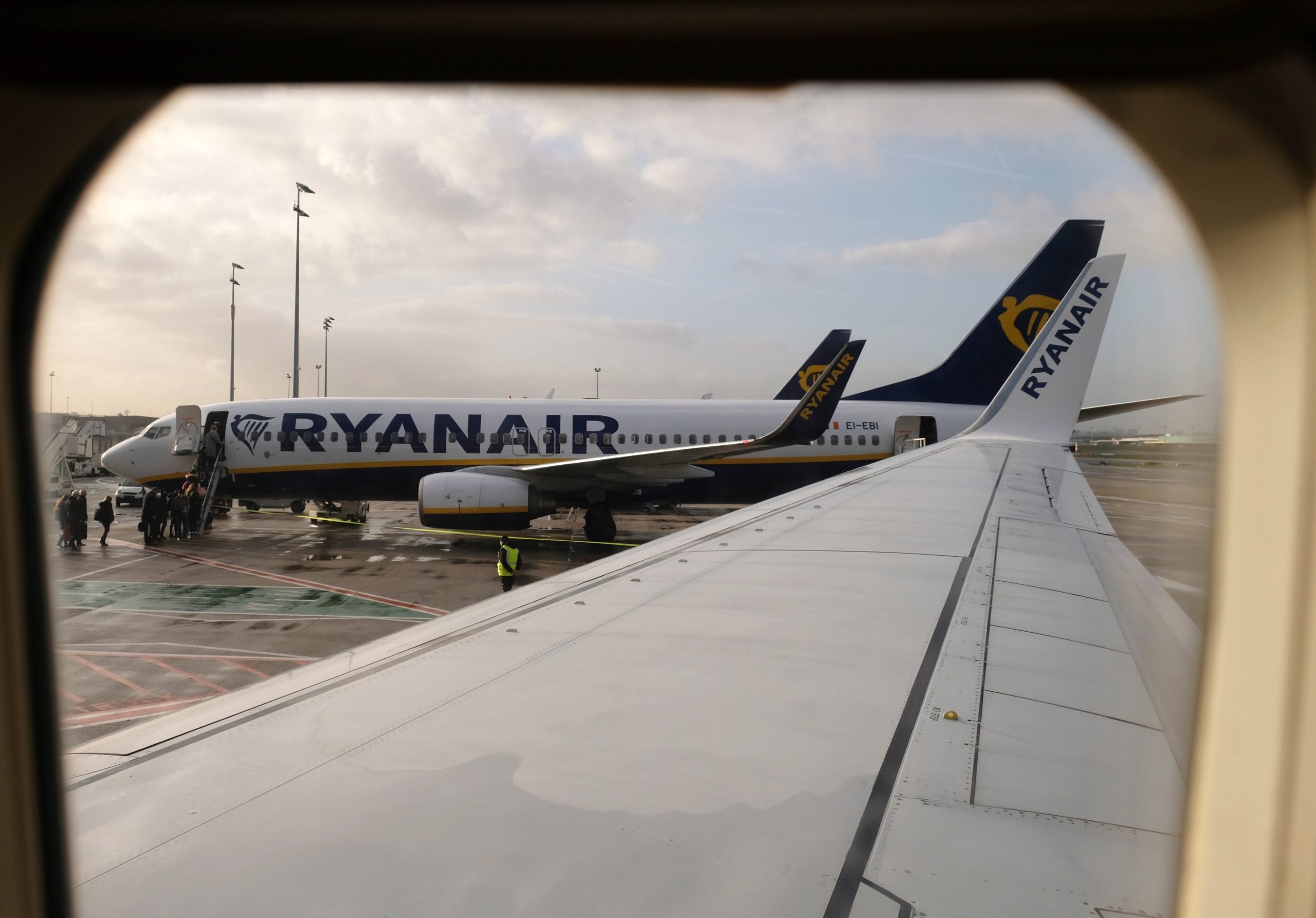 Transportadoras aéreas queixam-se da França a Bruxelas devido a greves de controladores