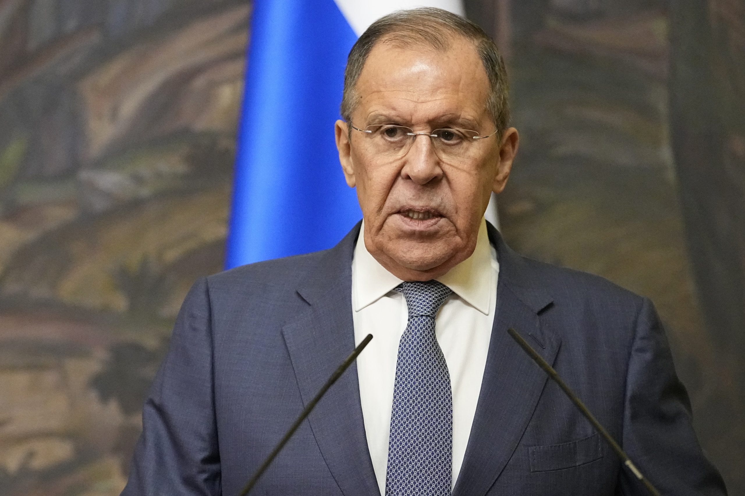 Lavrov acusa OSCE de ser apêndice de NATO e UE e de estar à beira de precipício