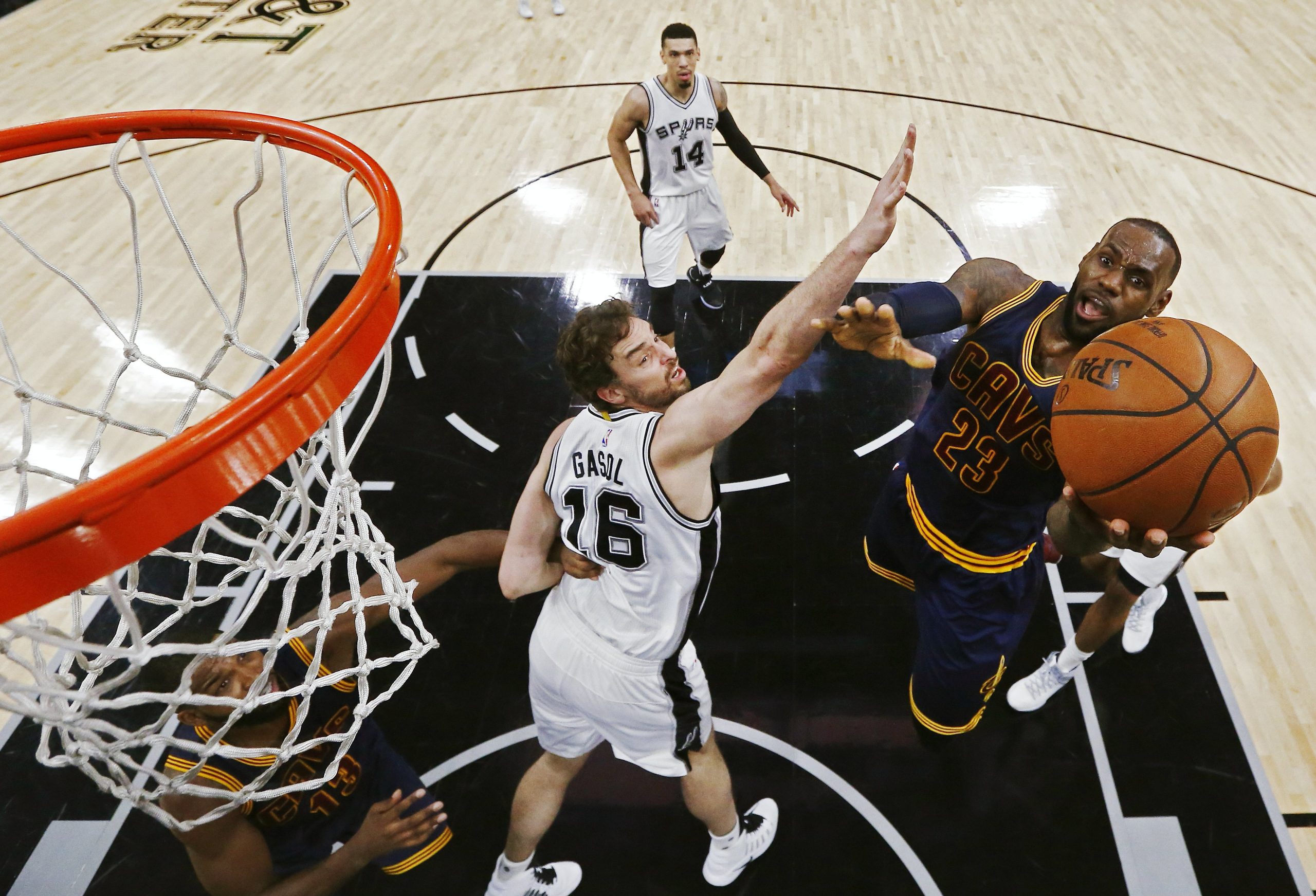 Acompanhe aqui em direto a antevisão aos playoffs da NBA