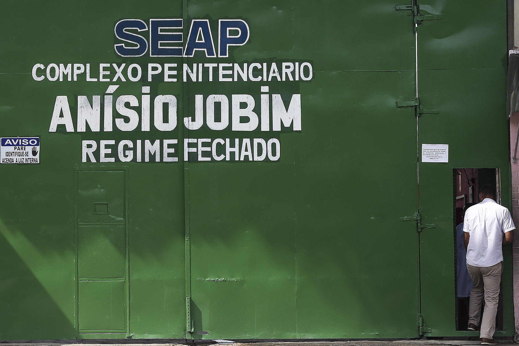Pedida transferência de envolvidos em massacres nas cadeias brasileiras de Manaus