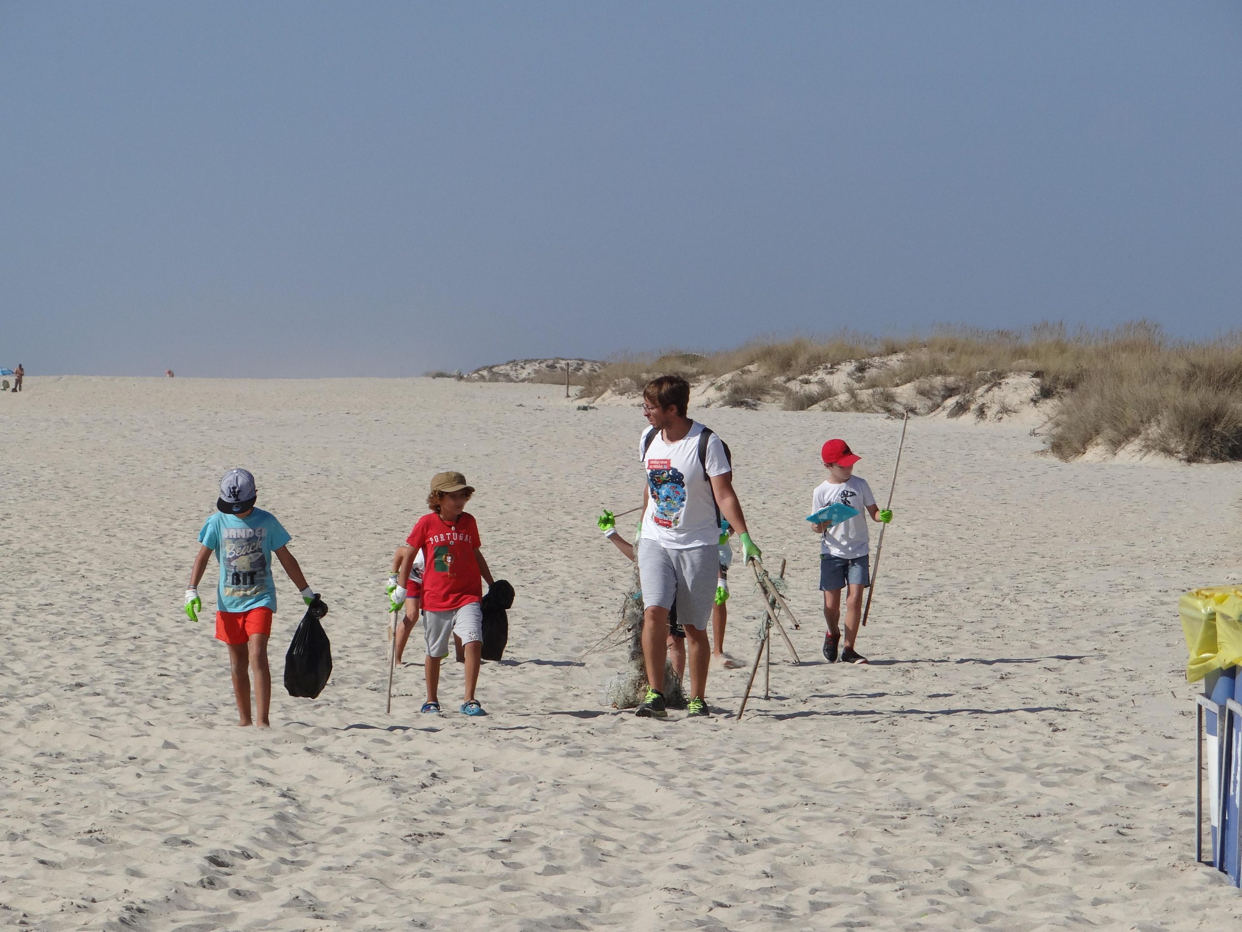 Escolas do Algarve arrancam ano letivo com projeto “A Minha Praia”