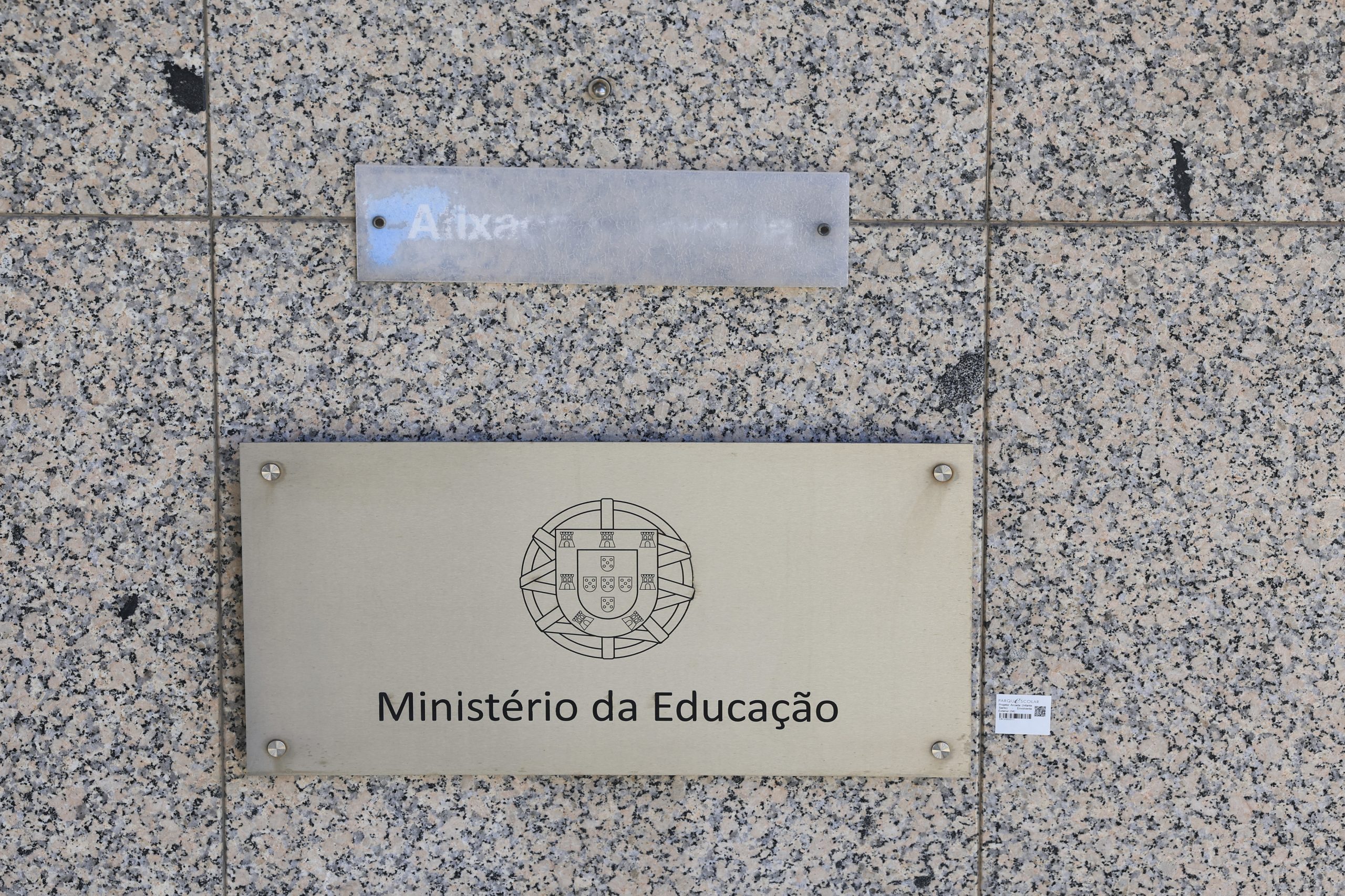 Docentes que recusem vaga não serão alvo de processo disciplinar, esclarece Ministério