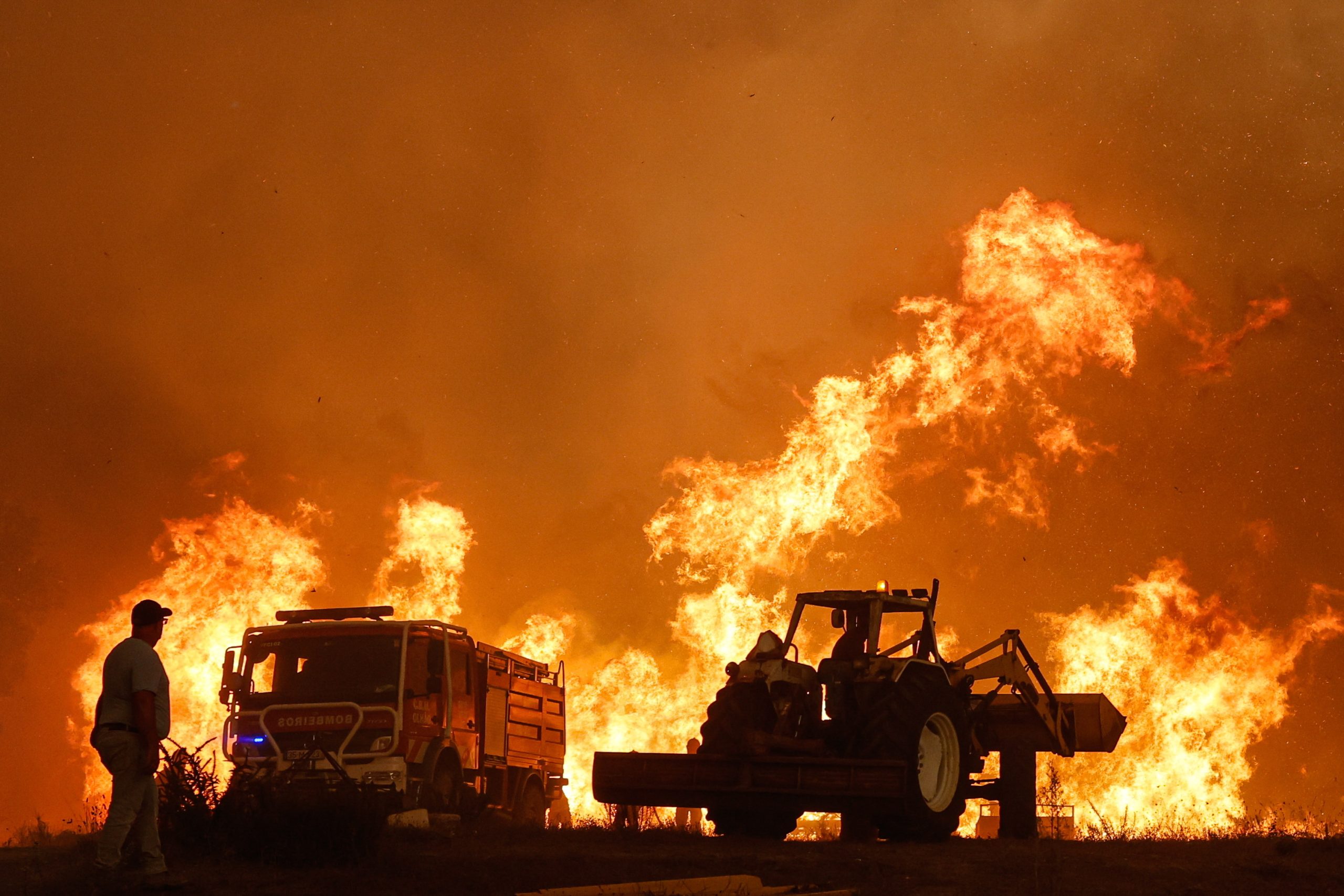 Incêndios: Perto de 20 unidades turísticas afetadas e a contabilizar prejuízos em Odemira