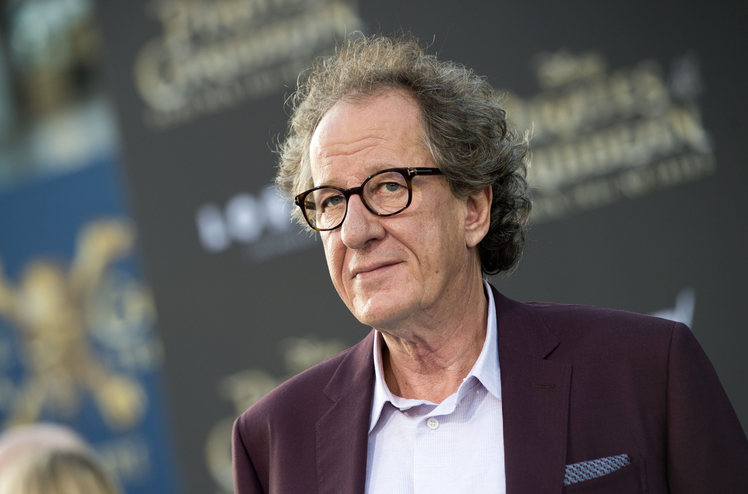 Tribunal decide a favor de ator Geoffrey Rush em caso de acusação de assédio sexual