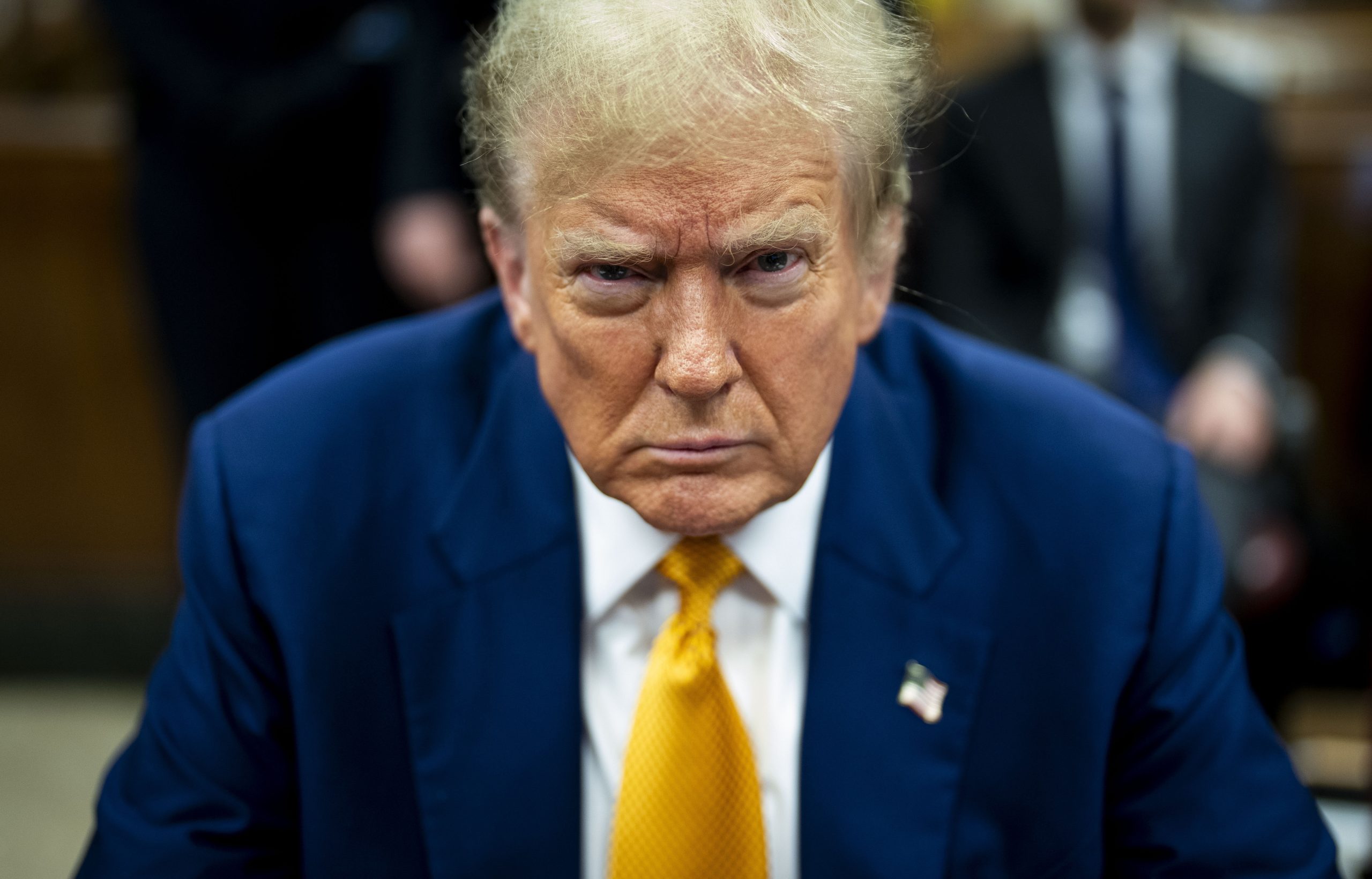 Stormy Daniels confirma em tribunal encontro sexual com Trump