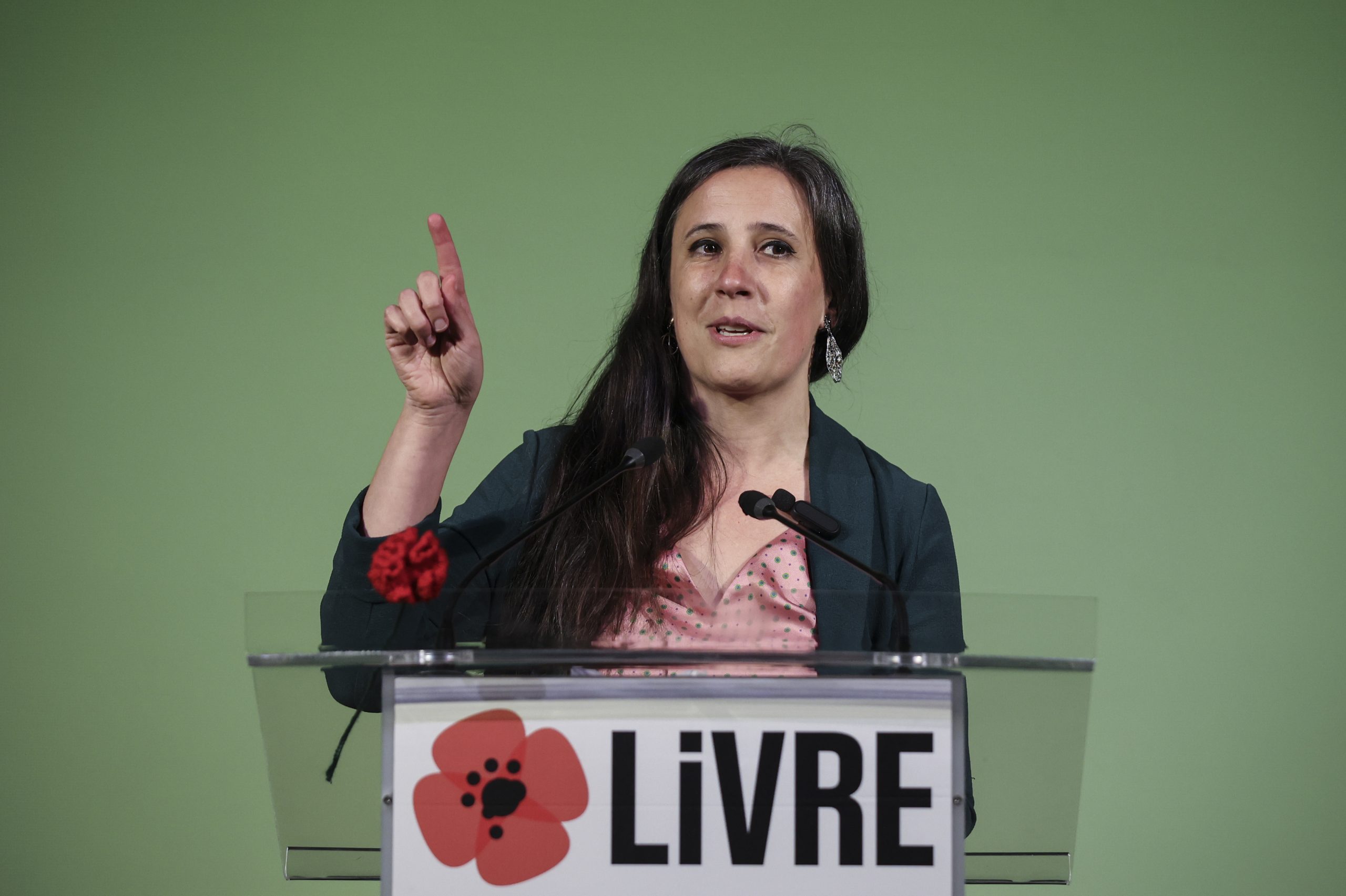 Livre propõe círculo nacional de compensação e quer excedente a erradicar pobreza