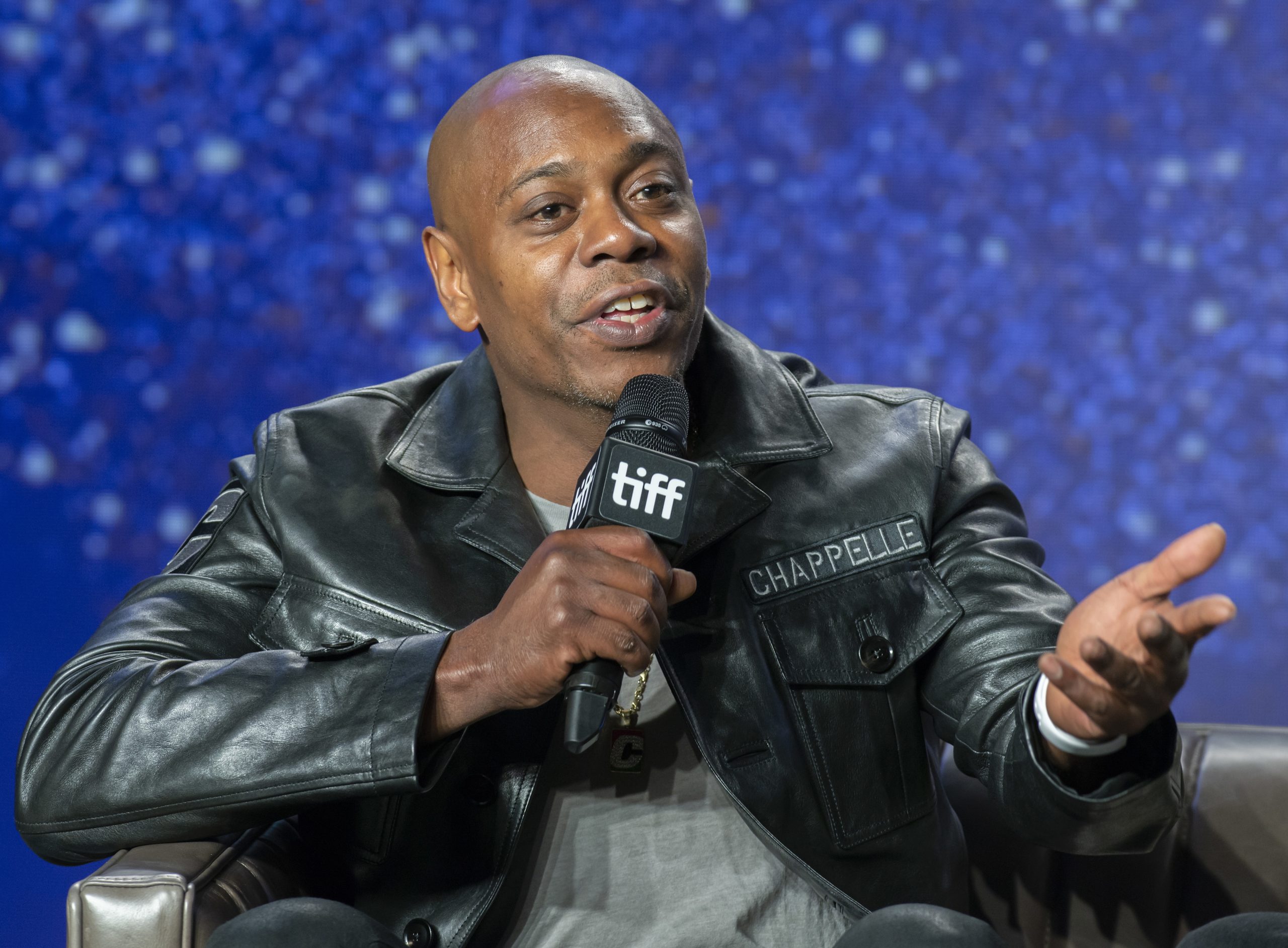 Dave Chappelle atacado em palco em Los Angeles