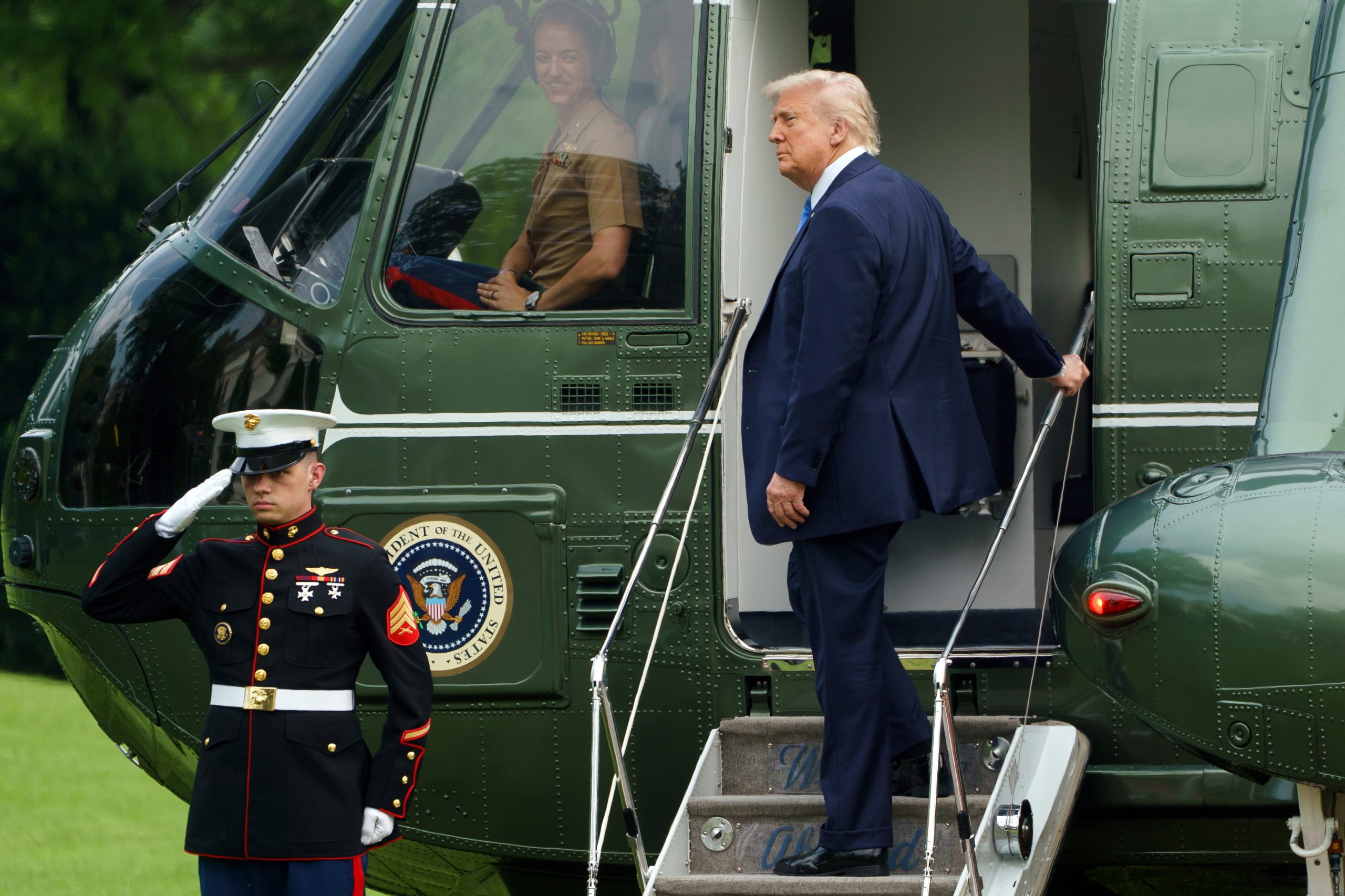 EUA: Trump encara gastos na defesa e na segurança interna como prioritários para orçamento de 2026