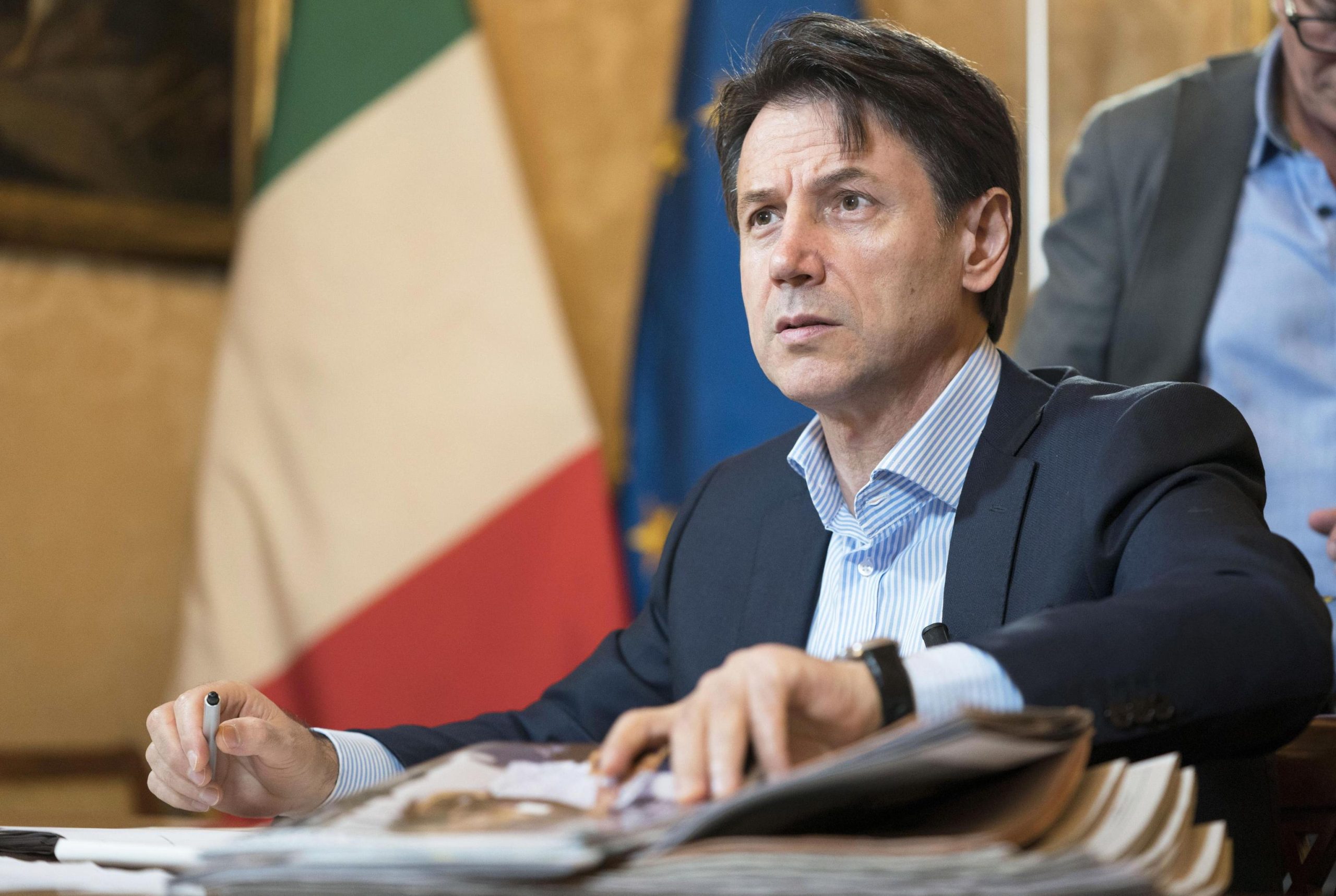 Presidente italiano aceita lista de ministros apresentada por Giuseppe Conte para a formação de novo Governo