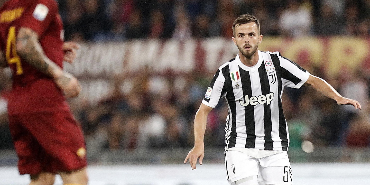 Covid-19: Bósnio Pjanic testou positivo e falha pré-época do FC Barcelona
