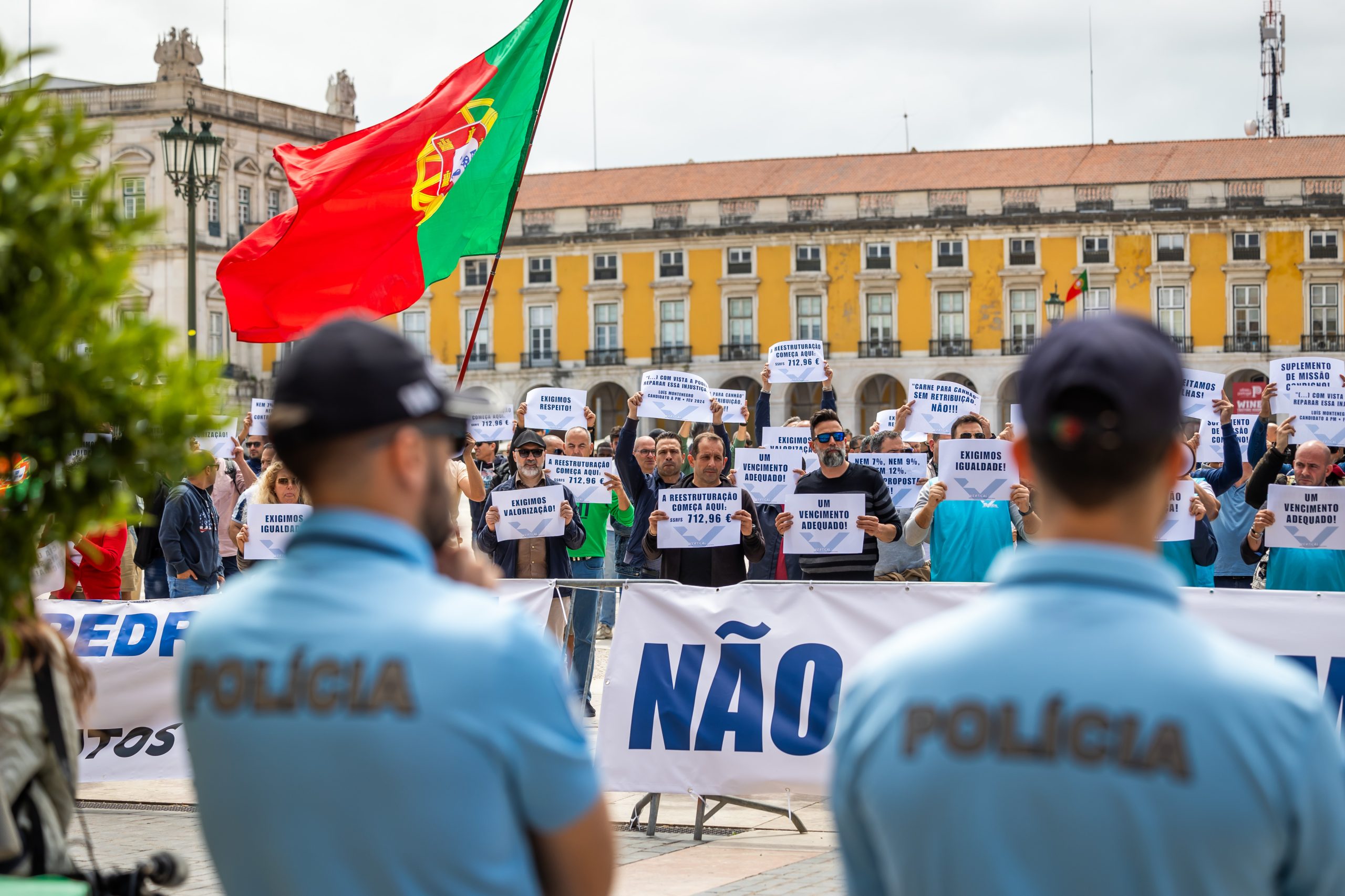 Polícias exigem suplemento igual a 20 por cento do ordenado do diretor da PSP