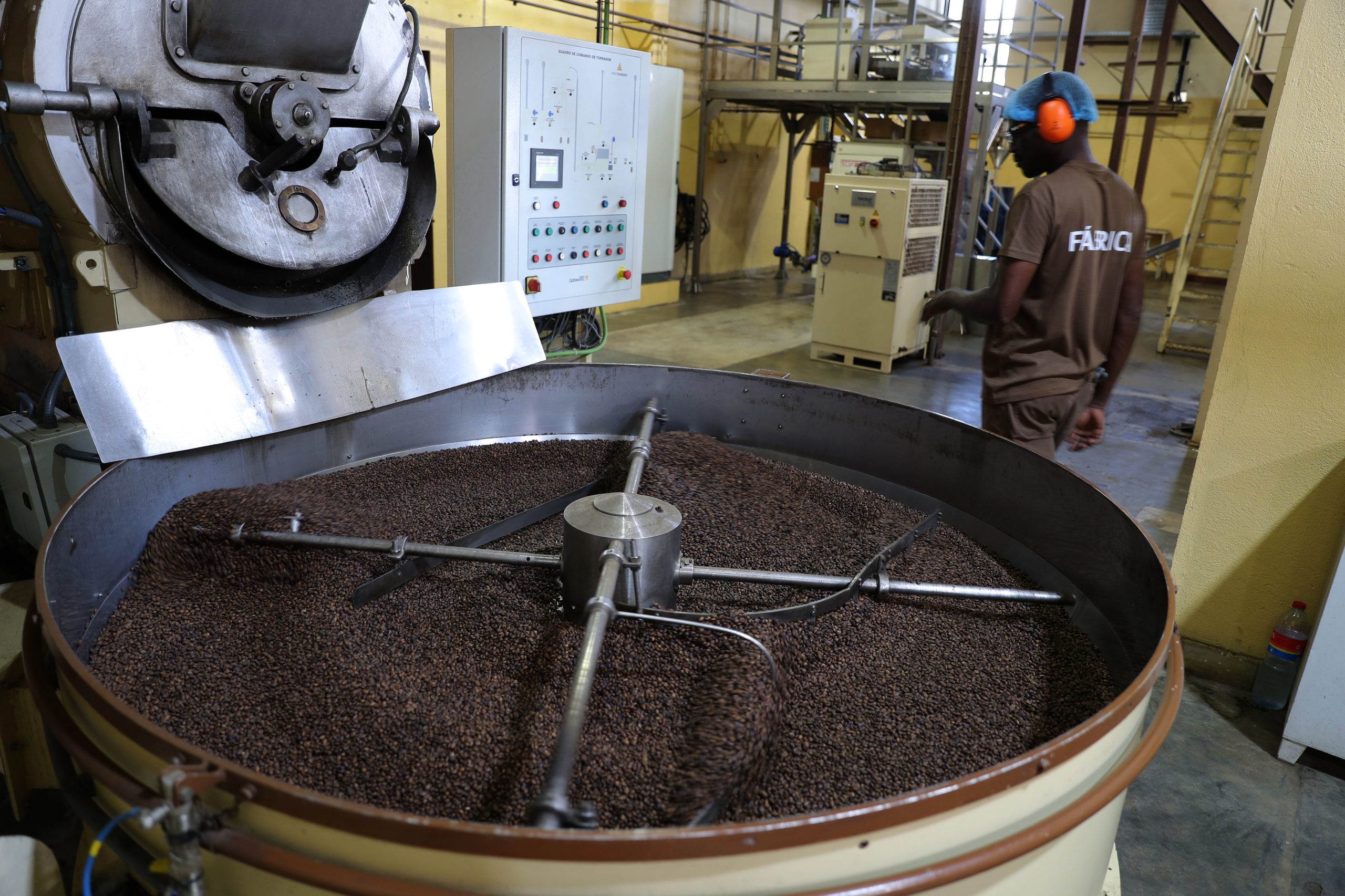 Produção de café em Angola recebe 8,8 milhões de euros da União Europeia