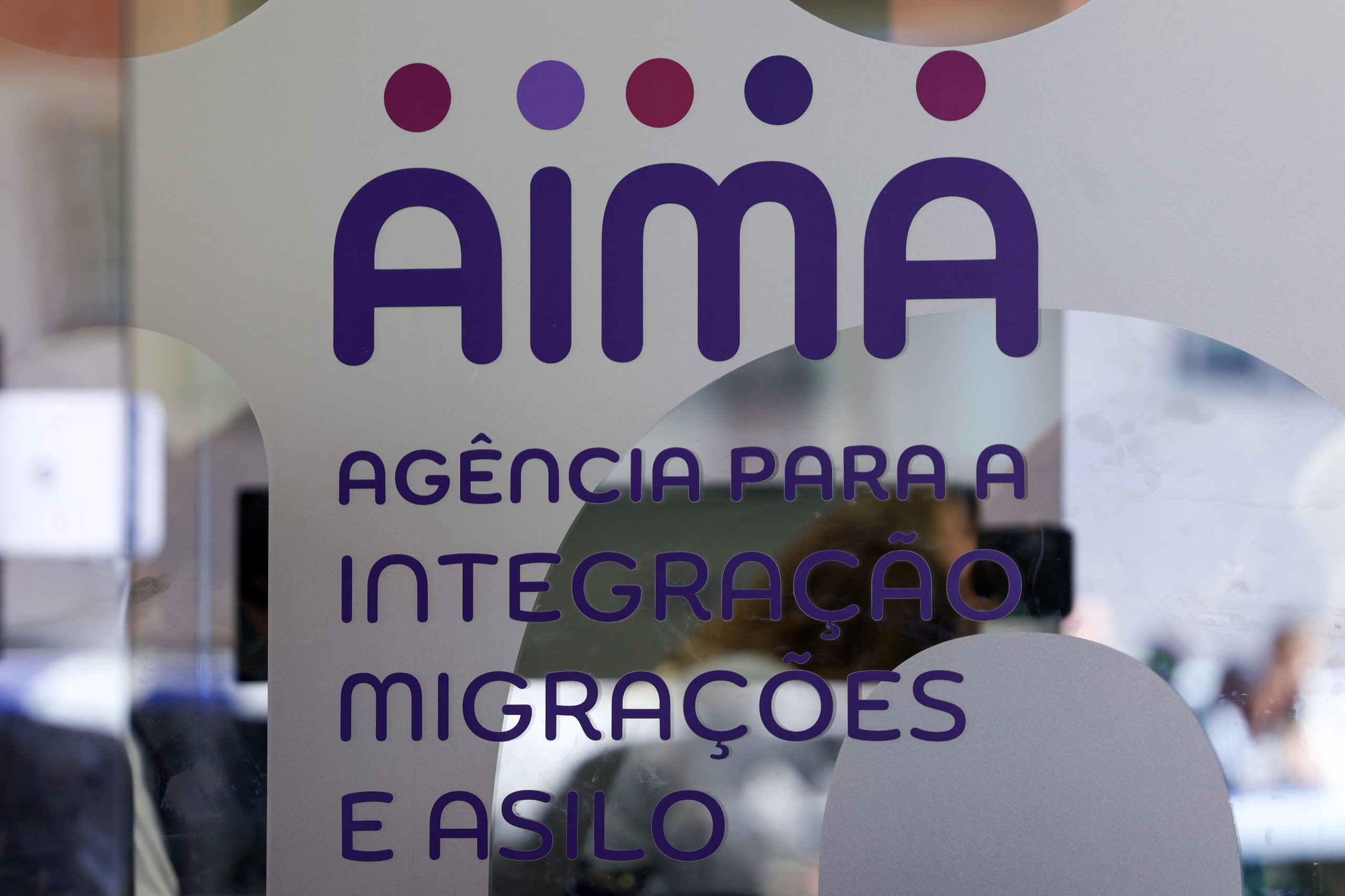 O descontrolo de imigração só não incomoda os Henriquinhos