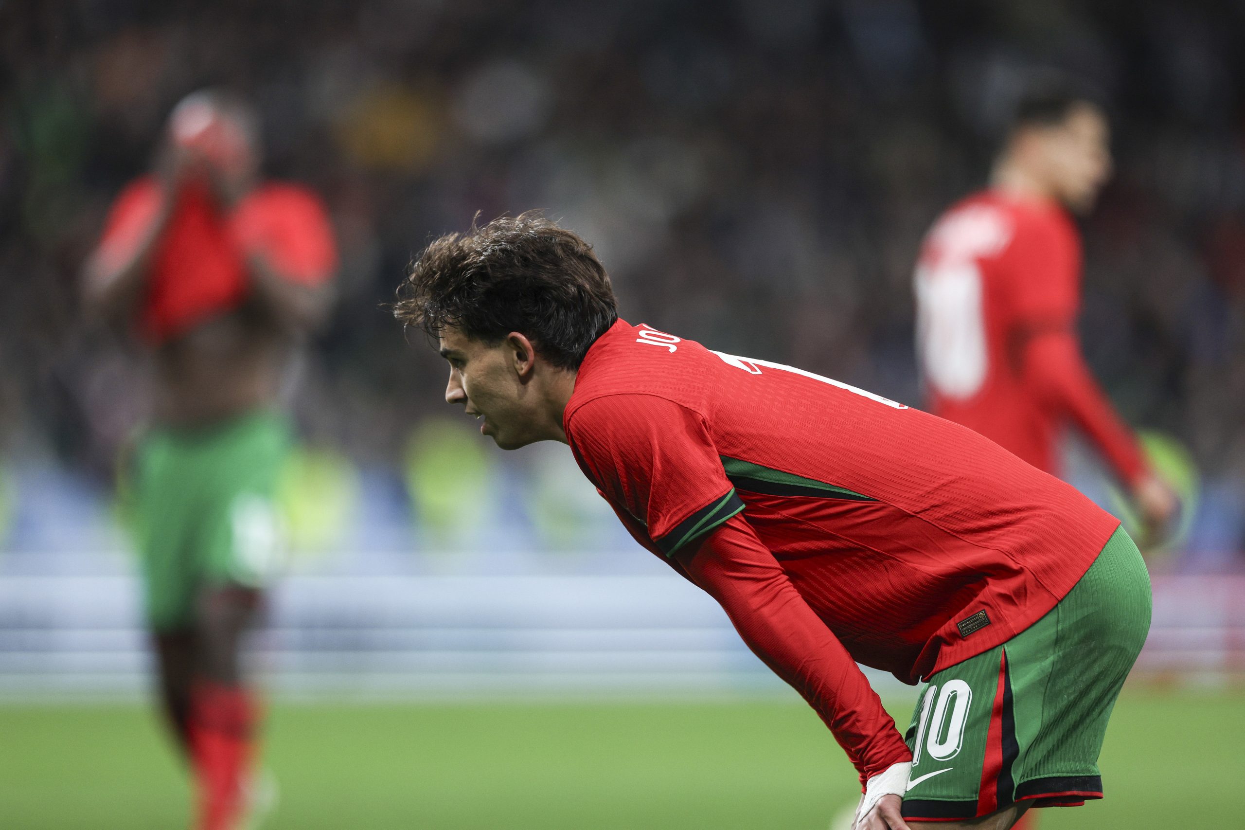 Euro 2024: João Félix ausente do treino com dores no pescoço