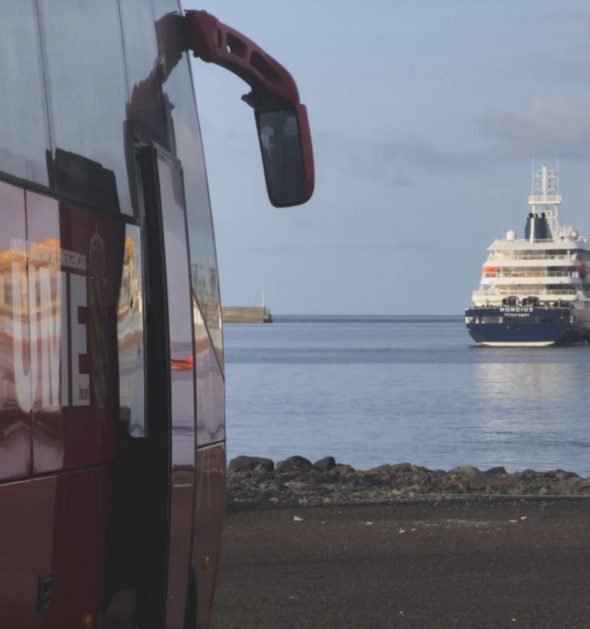 Passageiro testa positivo para hantavírus após desembarque em Tenerife. Navio segue agora para os Países Baixos