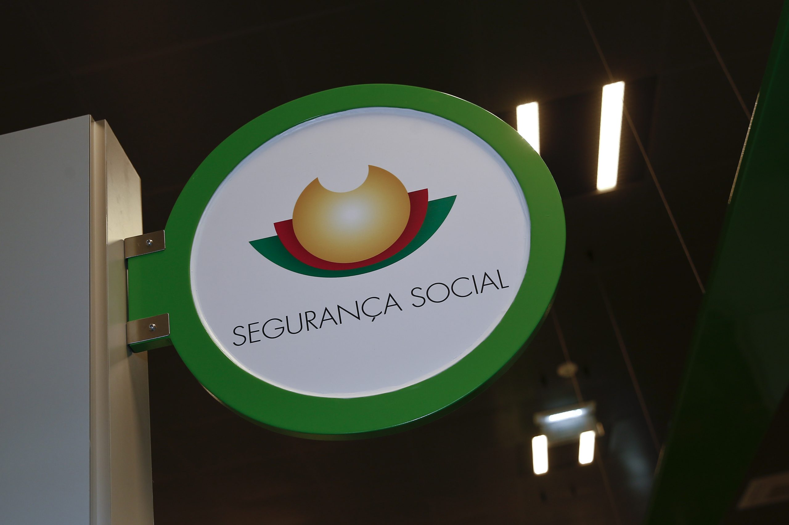 Caixa Geral de Depósitos assegura pagamento de cartas-cheque da Segurança Social até nova solução