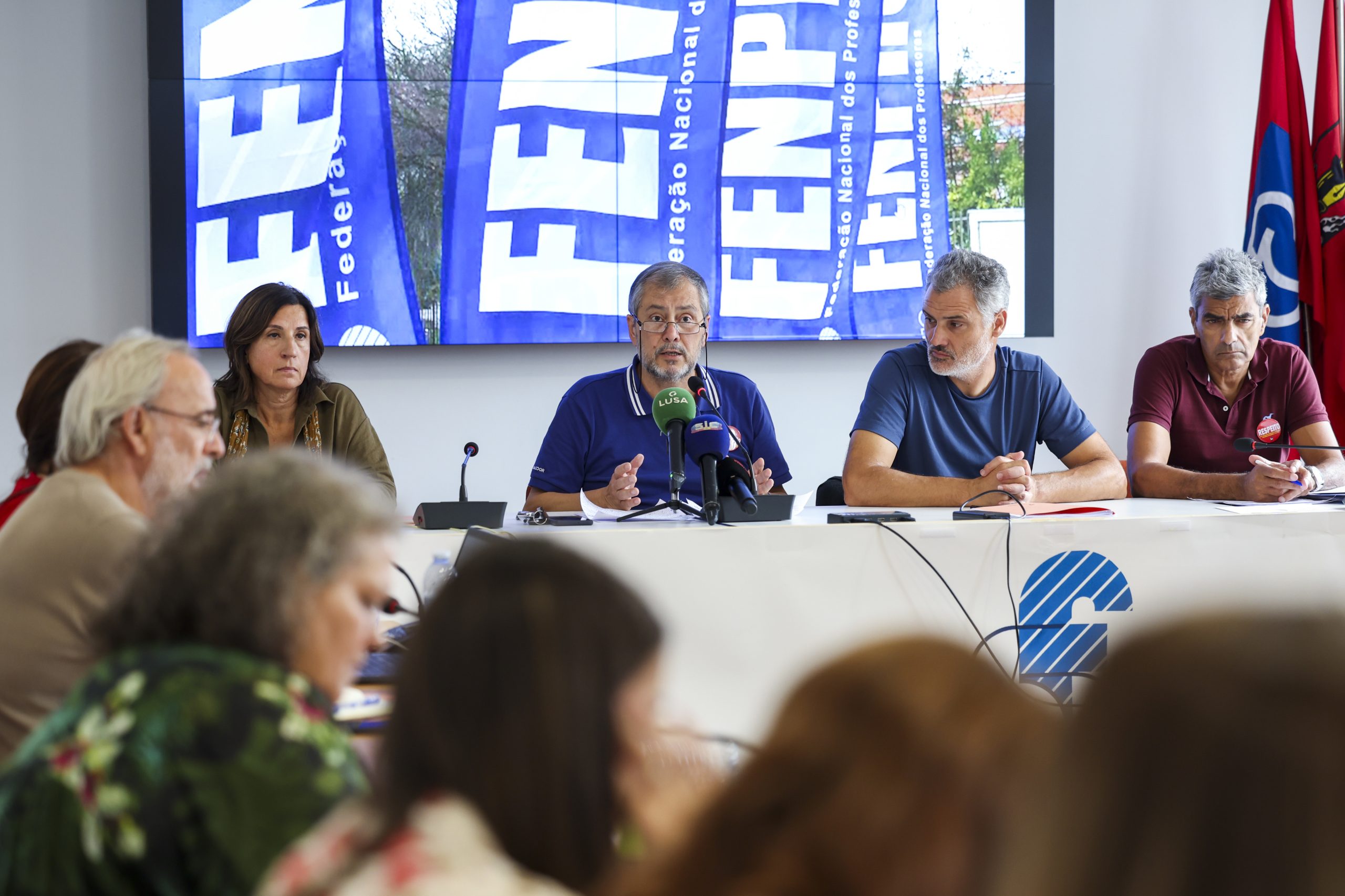 Fenprof chumba OE2024 e acusa Governo de fazer “contas de merceeiro”