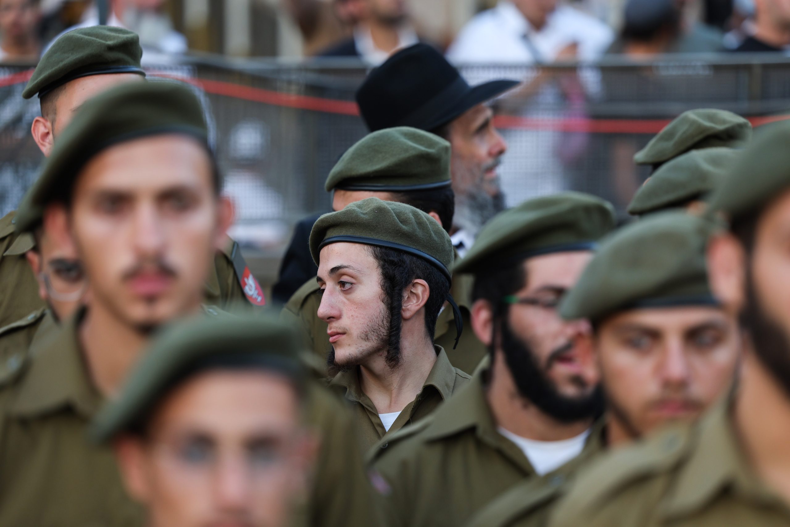 Nove mortos e dez crianças em estado crítico em ataque a campo de futebol nos Montes Golã. Hezbollah nega responsabilidade