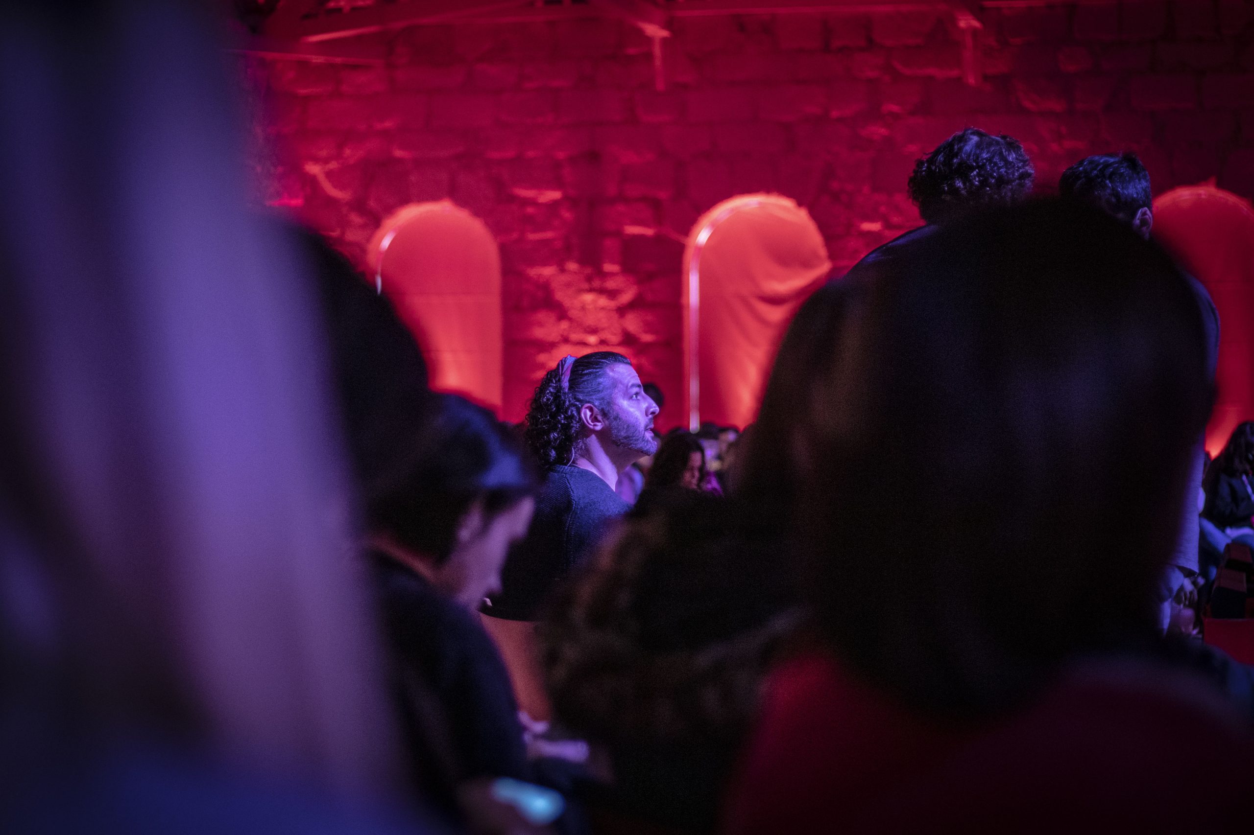 TEDxPorto. “A primeira vez que fiz um amigo judeu, um amigo homossexual, estas pessoas deixaram de ser um mal abstrato, tornaram-se seres humanos”