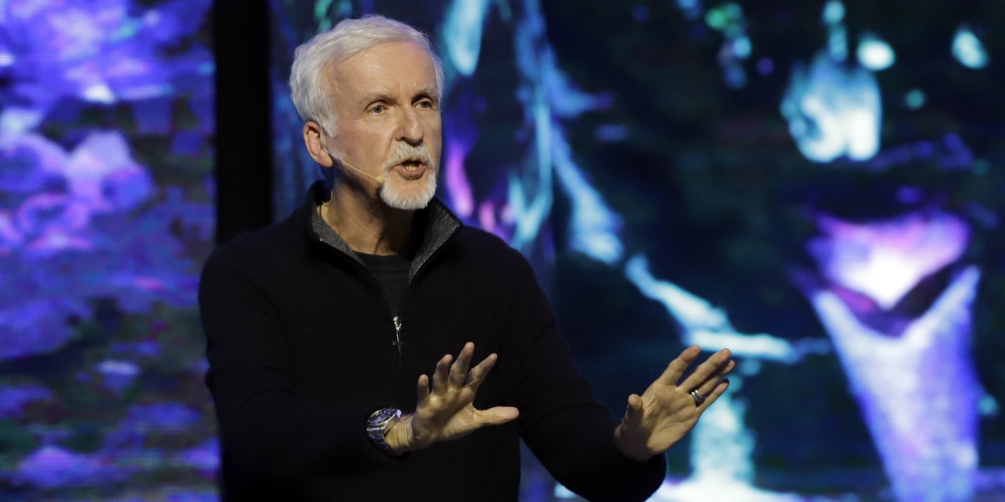 Humanos usam oceanos como sanitas e tecnologia não vai ajudar, alerta James Cameron