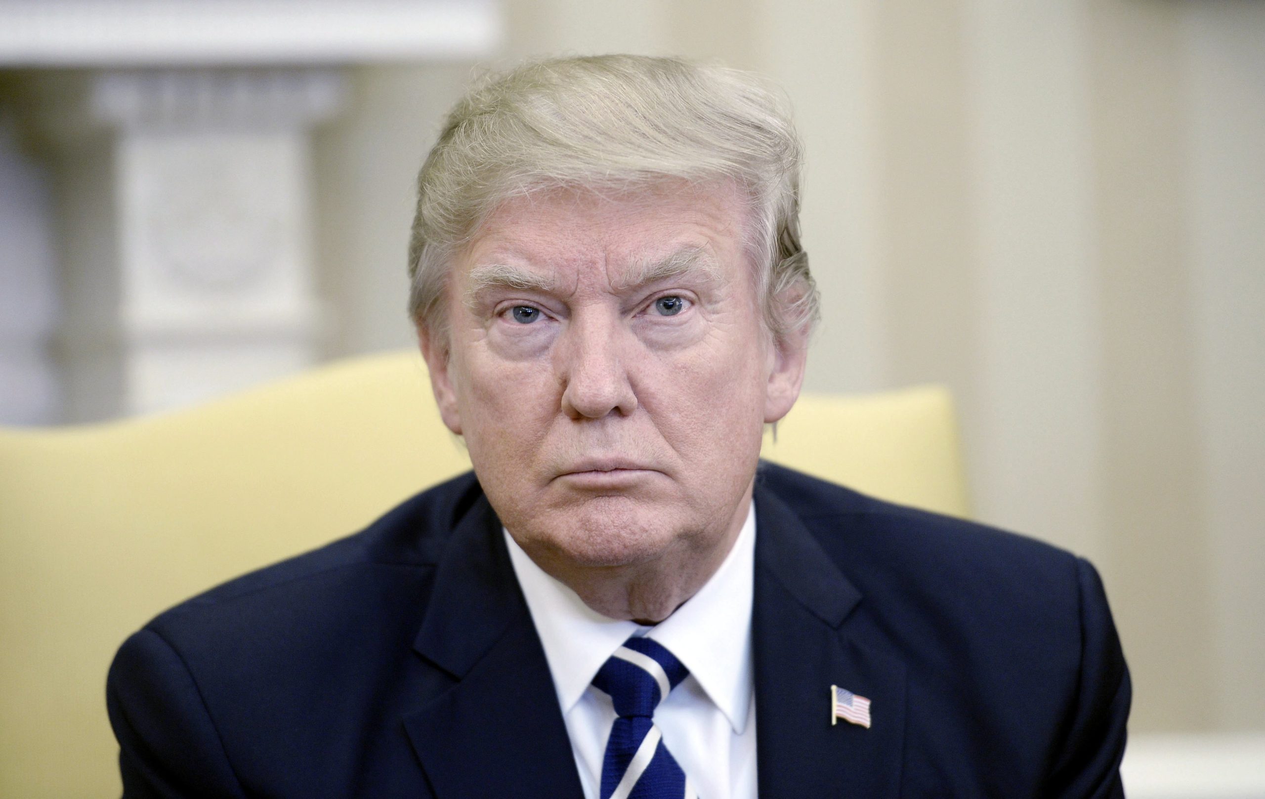Trump promete “apoio total” a Putin na resposta ao ataque em São Petersburgo