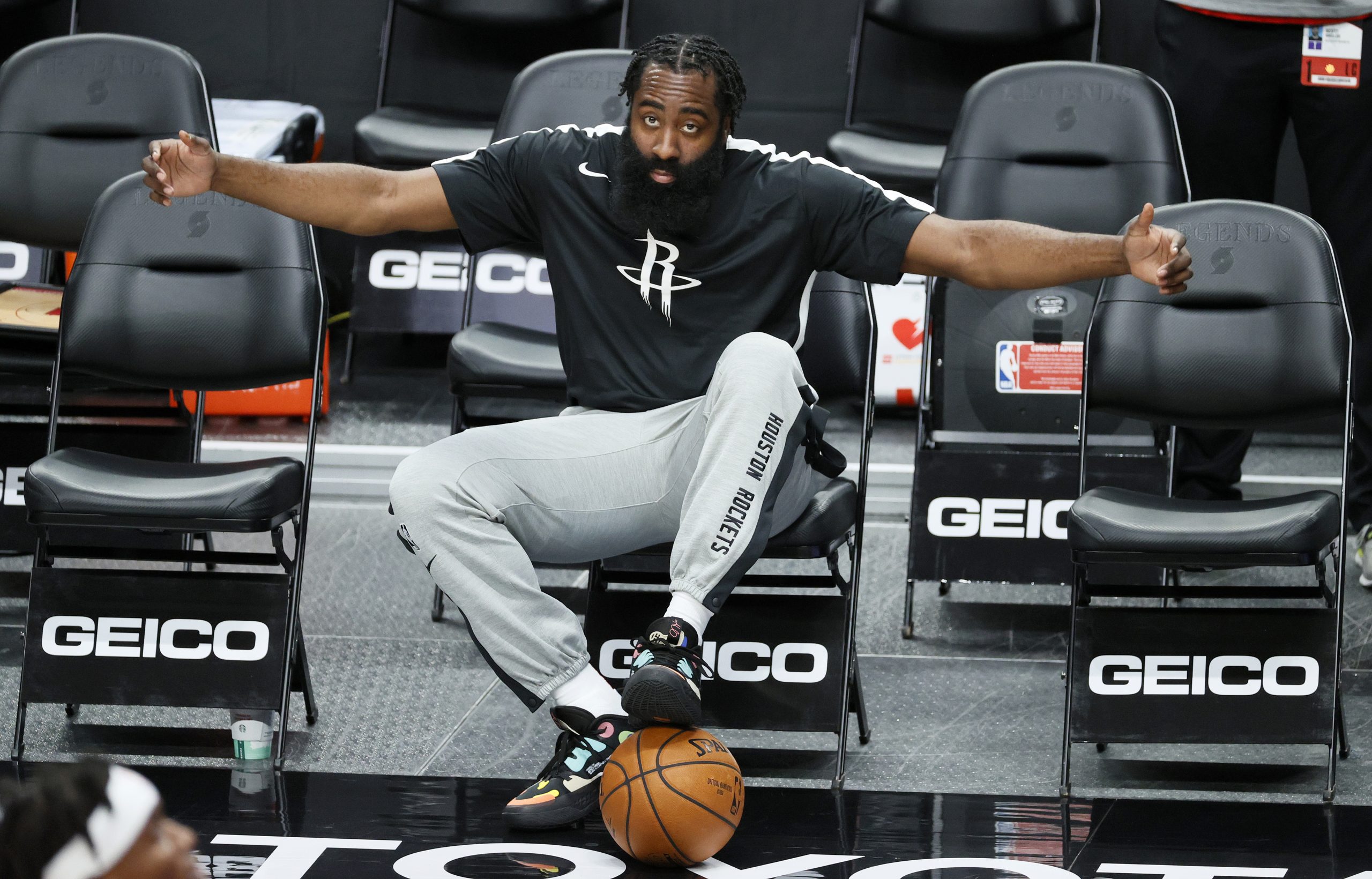 NBA: Vencedores e derrotados da troca de James Harden