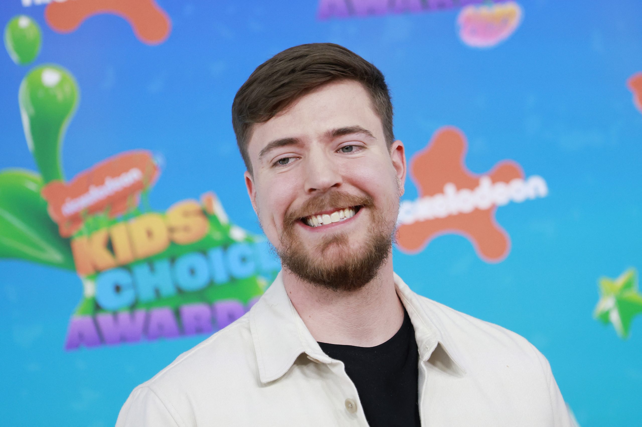 Youtuber MrBeast envolvido em processo por exploração laboral na Califórnia