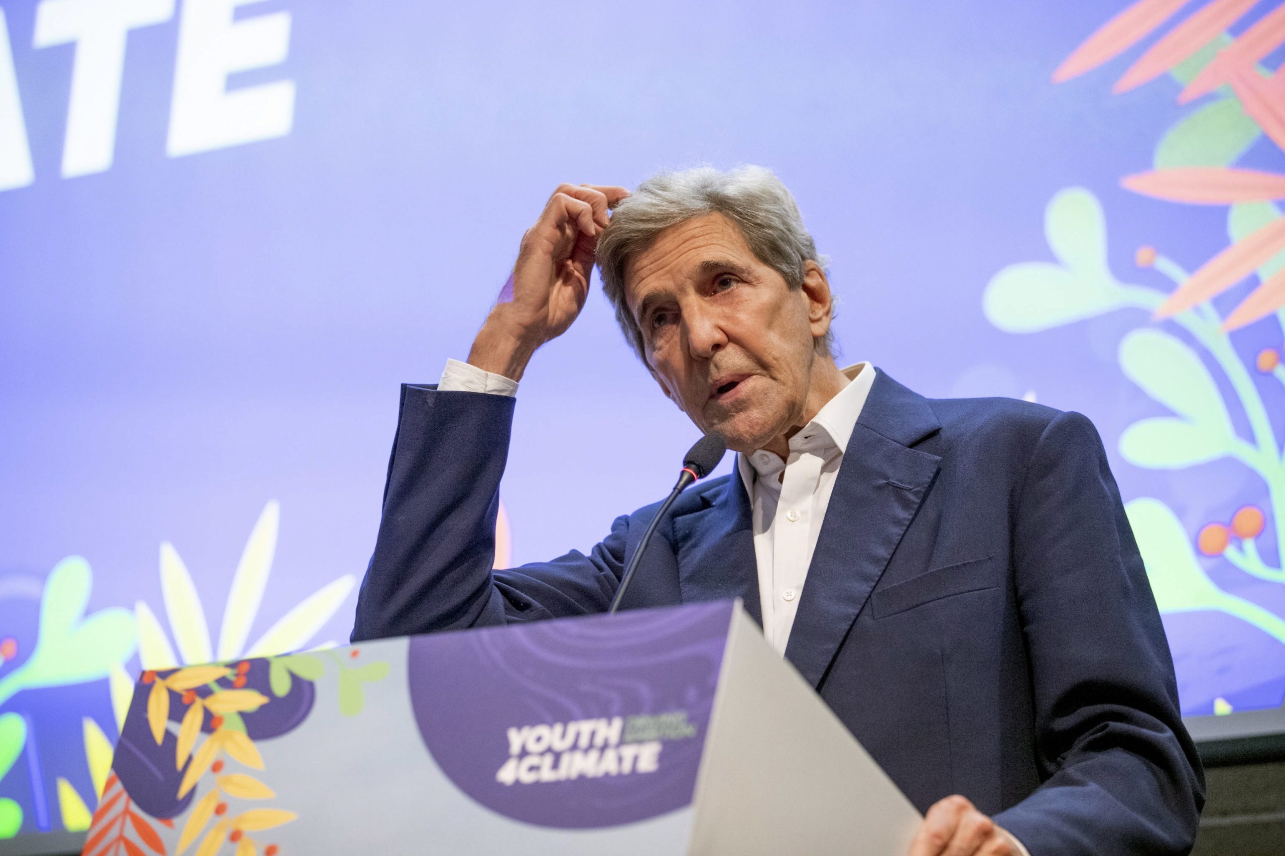 “Negação maciça” bloqueia políticas ambientais nos EUA, diz John Kerry