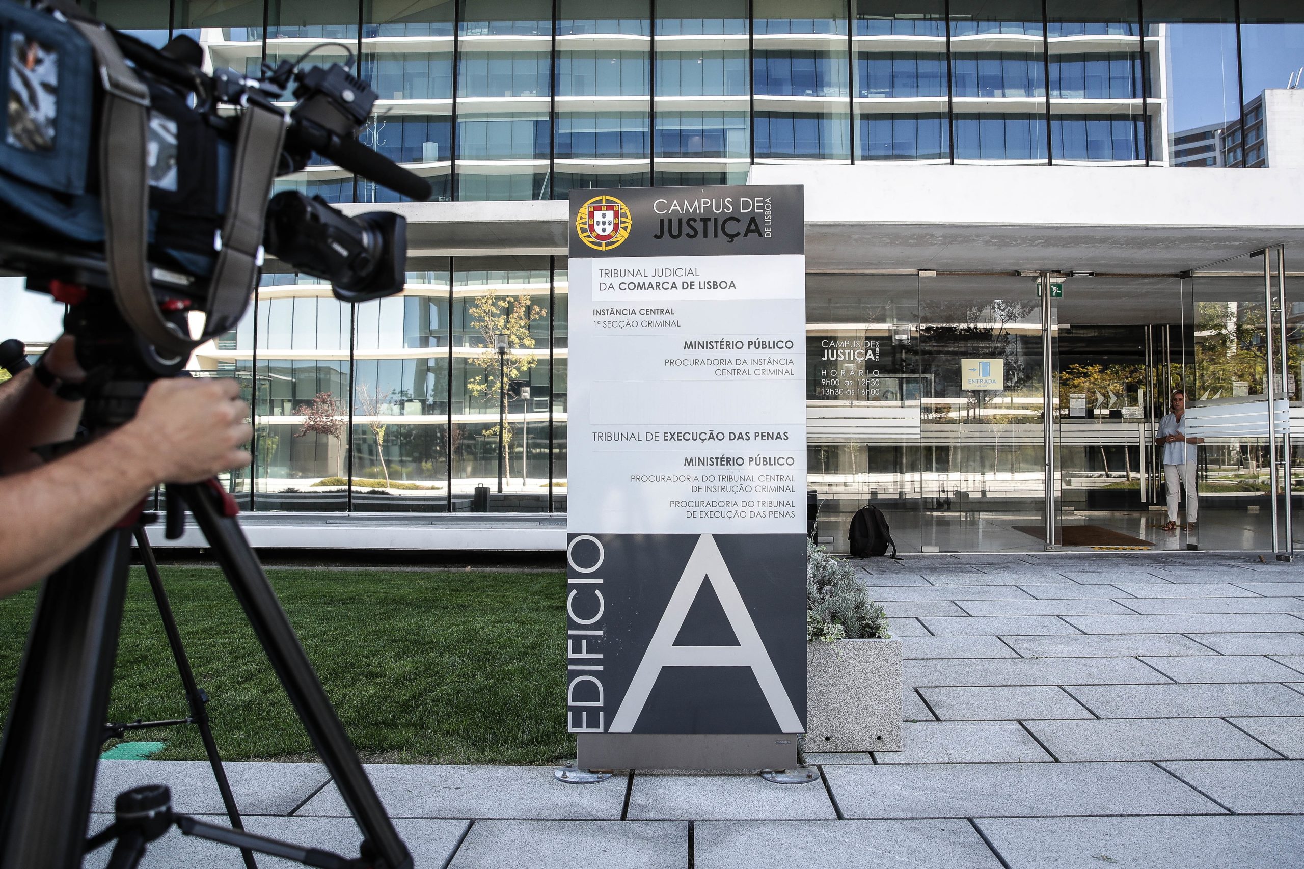 Relação decide afastar juíza que foi casada com quadro do GES do julgamento