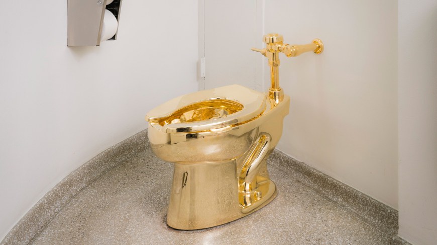 Trump pede um quadro de Van Gogh. O Guggenheim oferece-lhe uma sanita de ouro