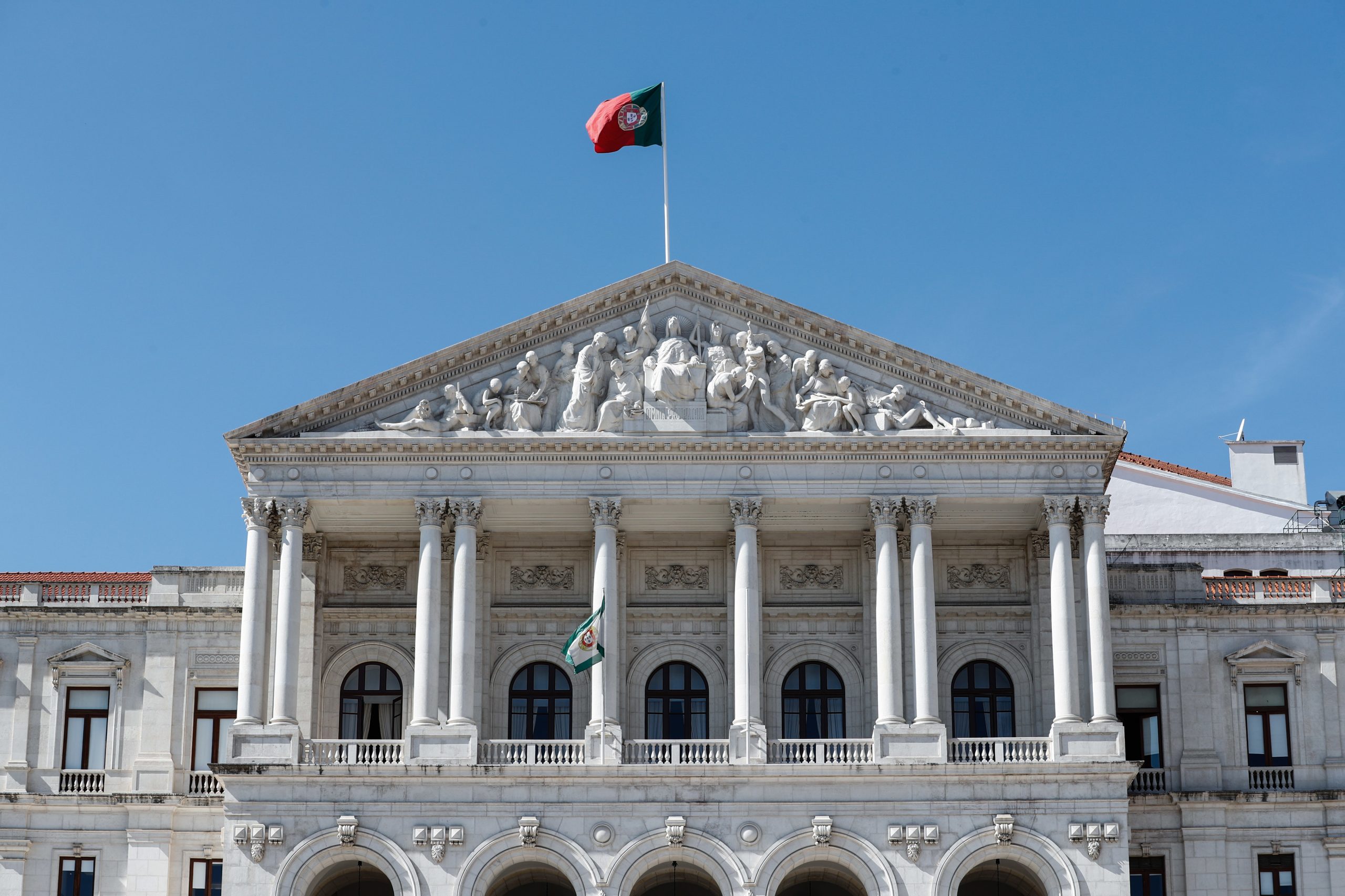 Processo de nacionalidade das gémeas “decorreu normalmente”