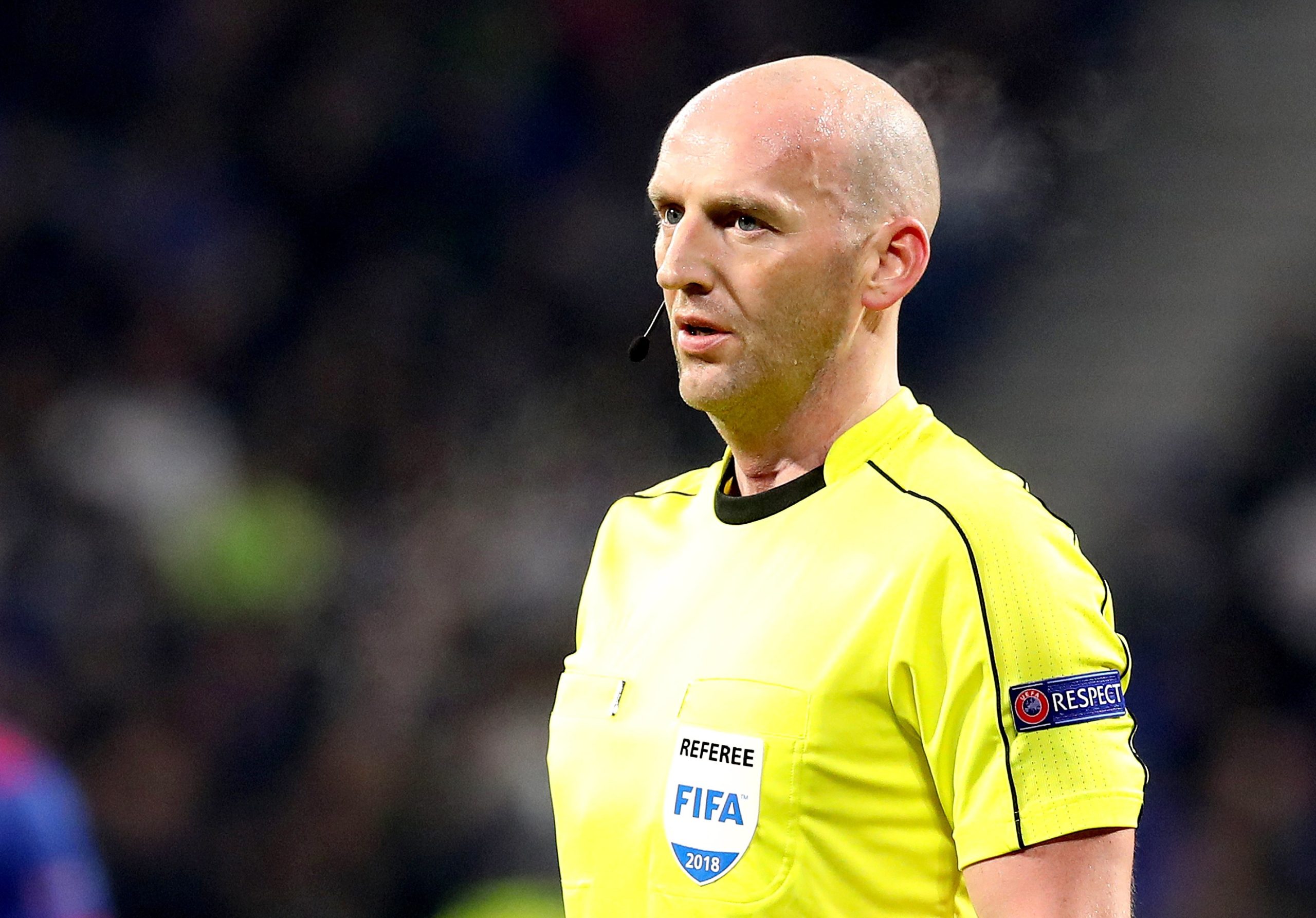 Escocês Bobby Madden arbitra jogo do FC Porto com o Lokomotiv de Moscovo