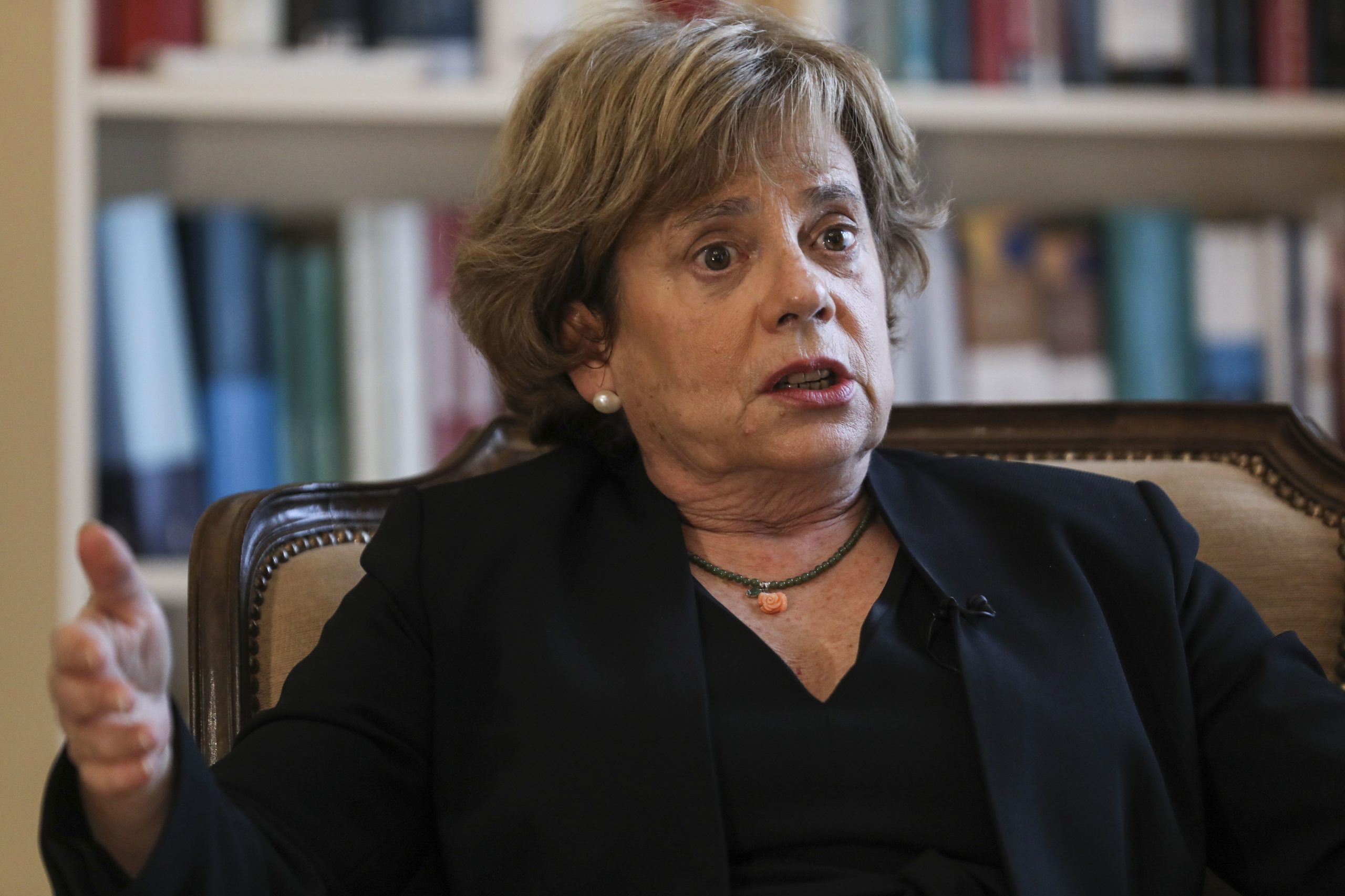 Covid-19: Provedora de Justiça volta a alertar para discriminação nos apoios sociais