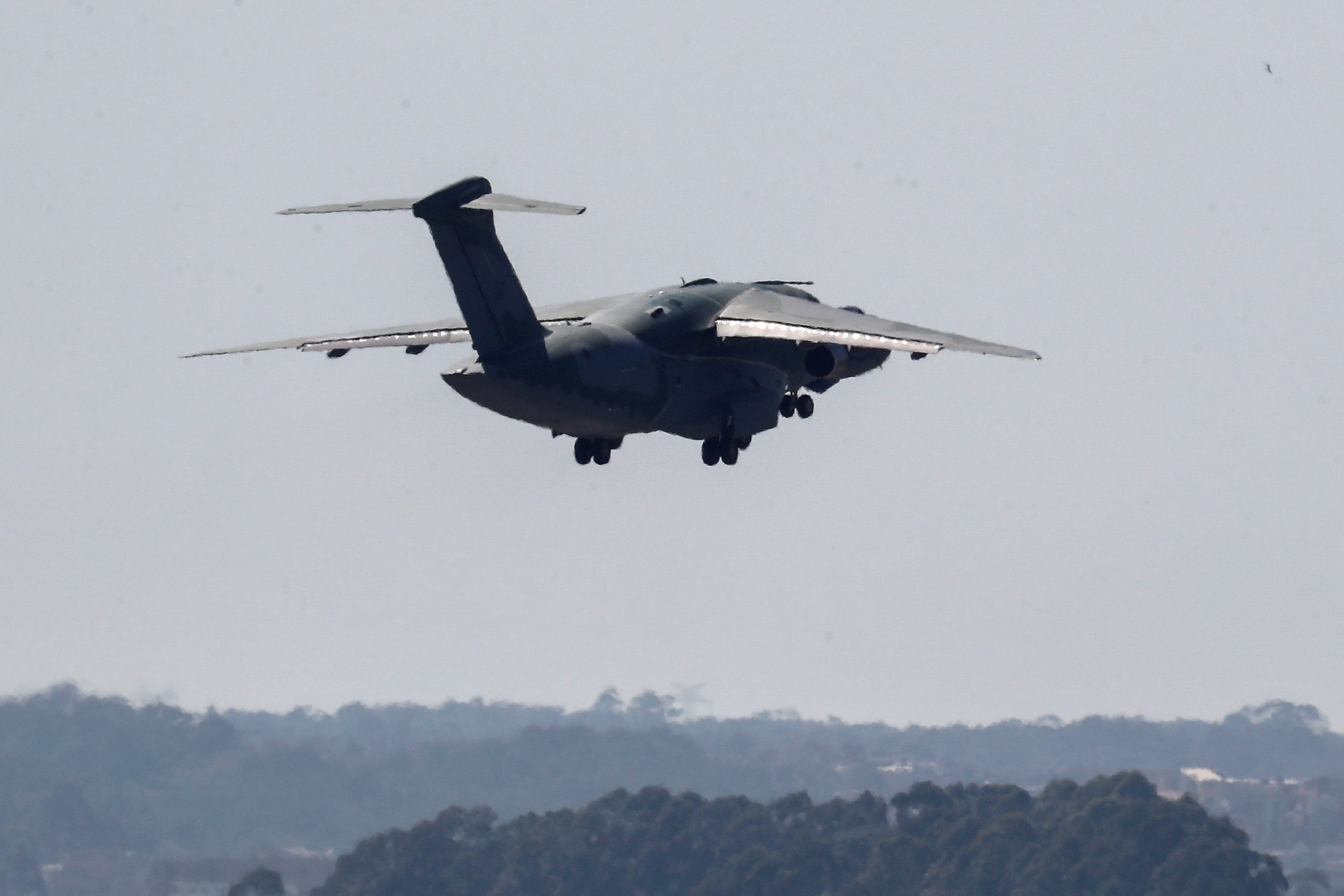 Brasileira Embraer anuncia venda de dois cargueiros militares à Hungria