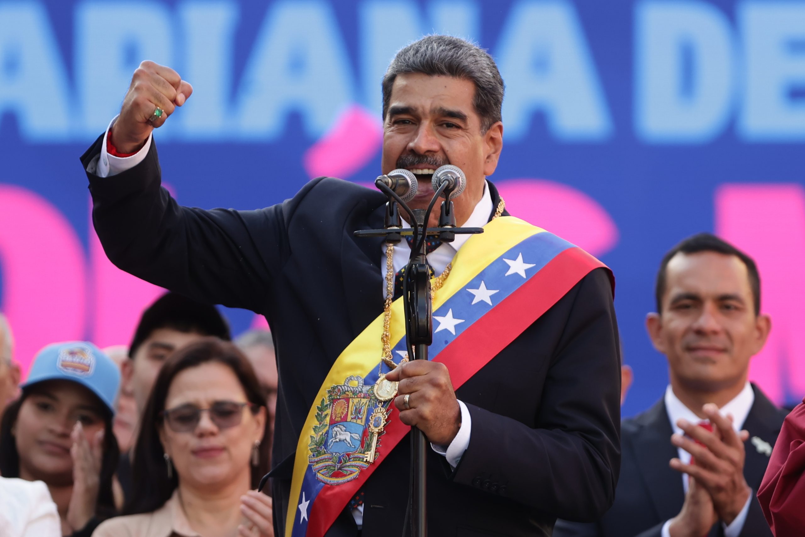 Nicolás Maduro declara-se “inocente” e diz ser “prisioneiro de guerra”. Próxima audiência marcada para 17 de março