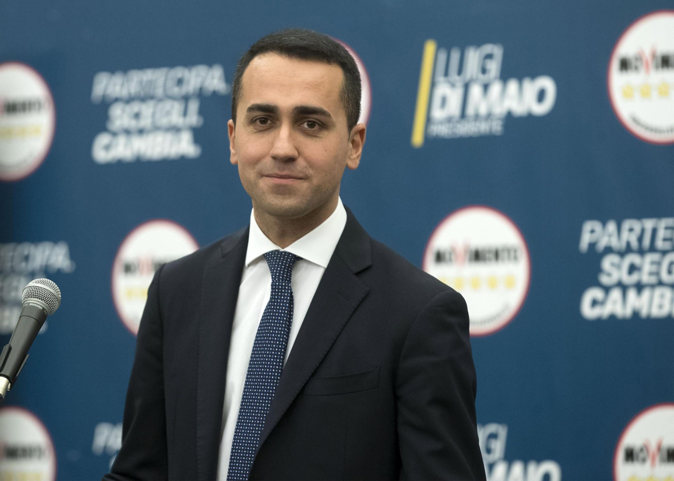 Vice-primeiro-ministro italiano admitiu ter reunido com “coletes amarelos” franceses