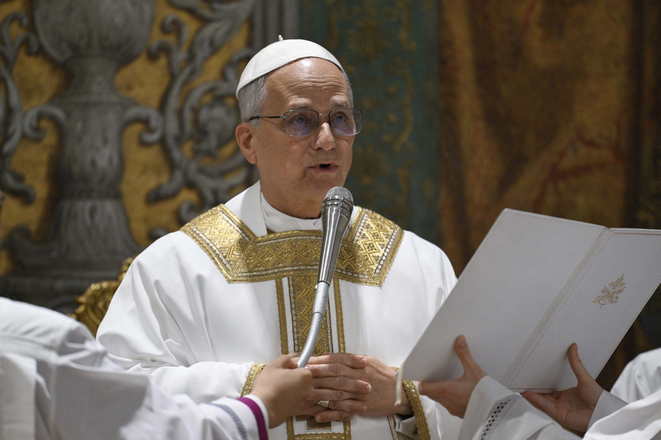 Papa defende unidade dos cristãos como sinal de paz em encontro com arcebispa da Cantuária